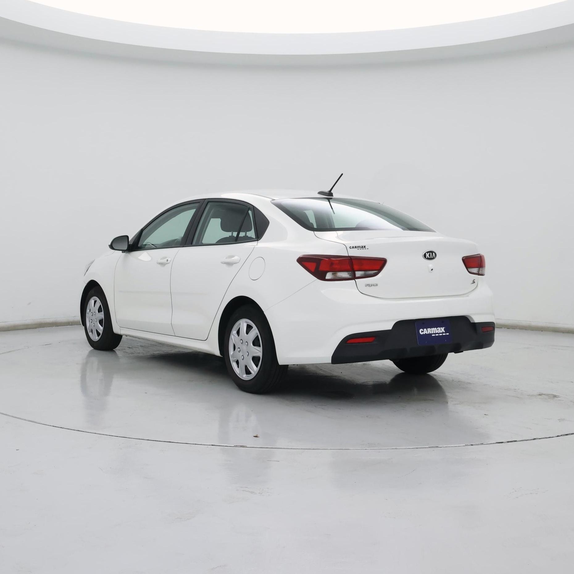 Thumbnail: 2020 Kia Rio - 2