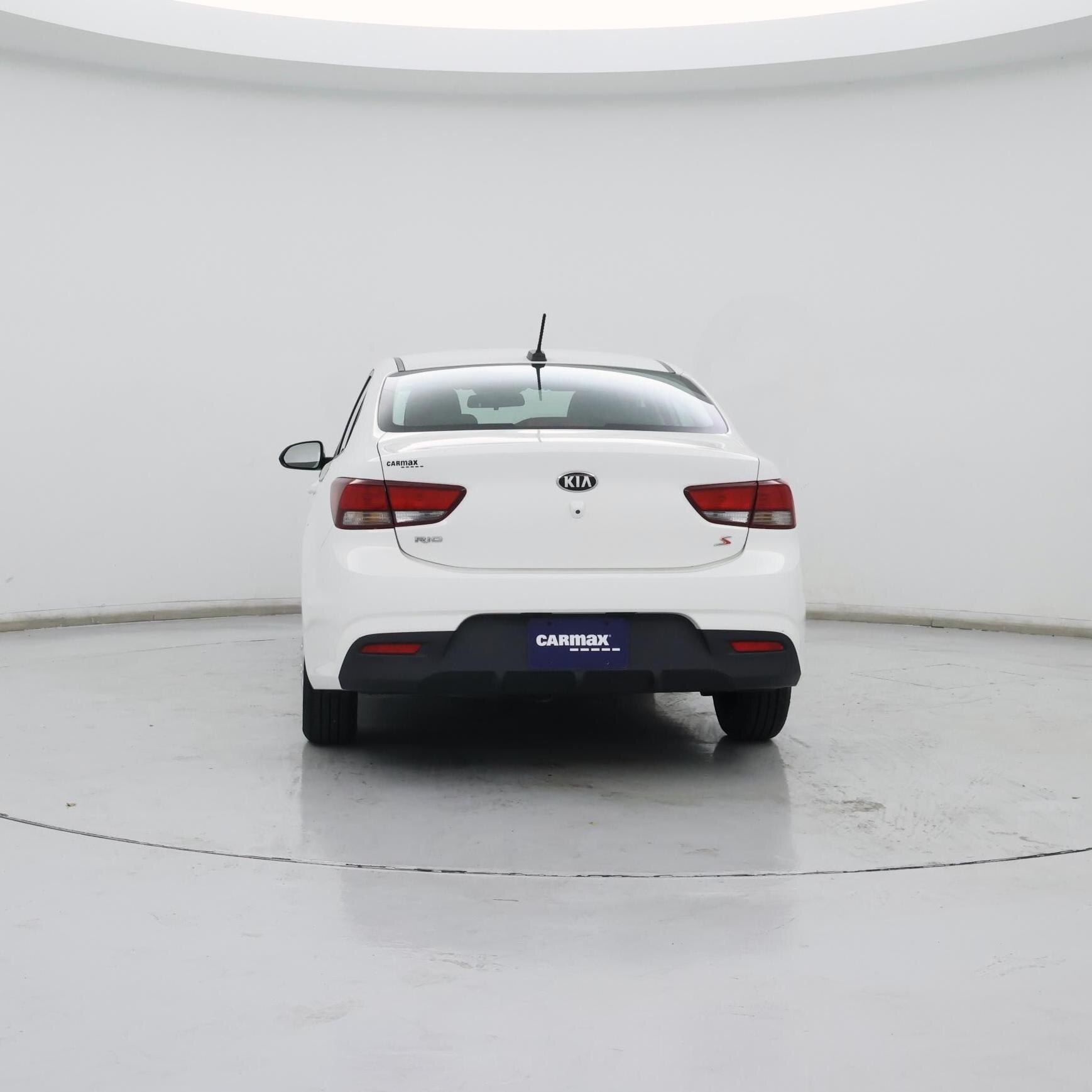 Thumbnail: 2020 Kia Rio - 6