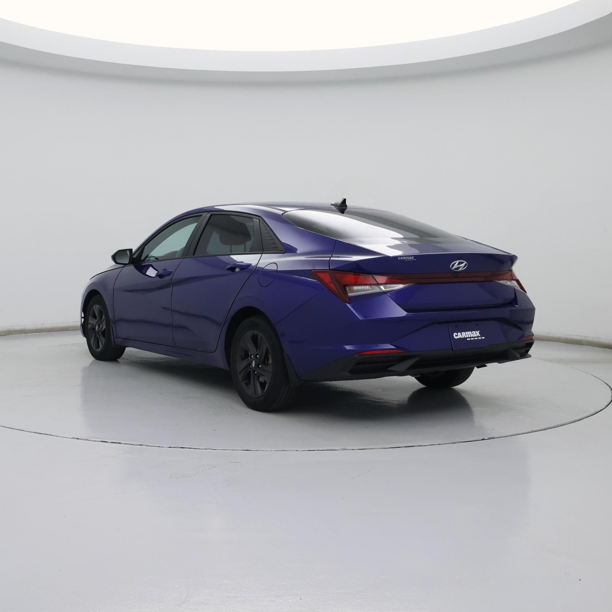 Thumbnail: 2022 Hyundai Elantra - 2