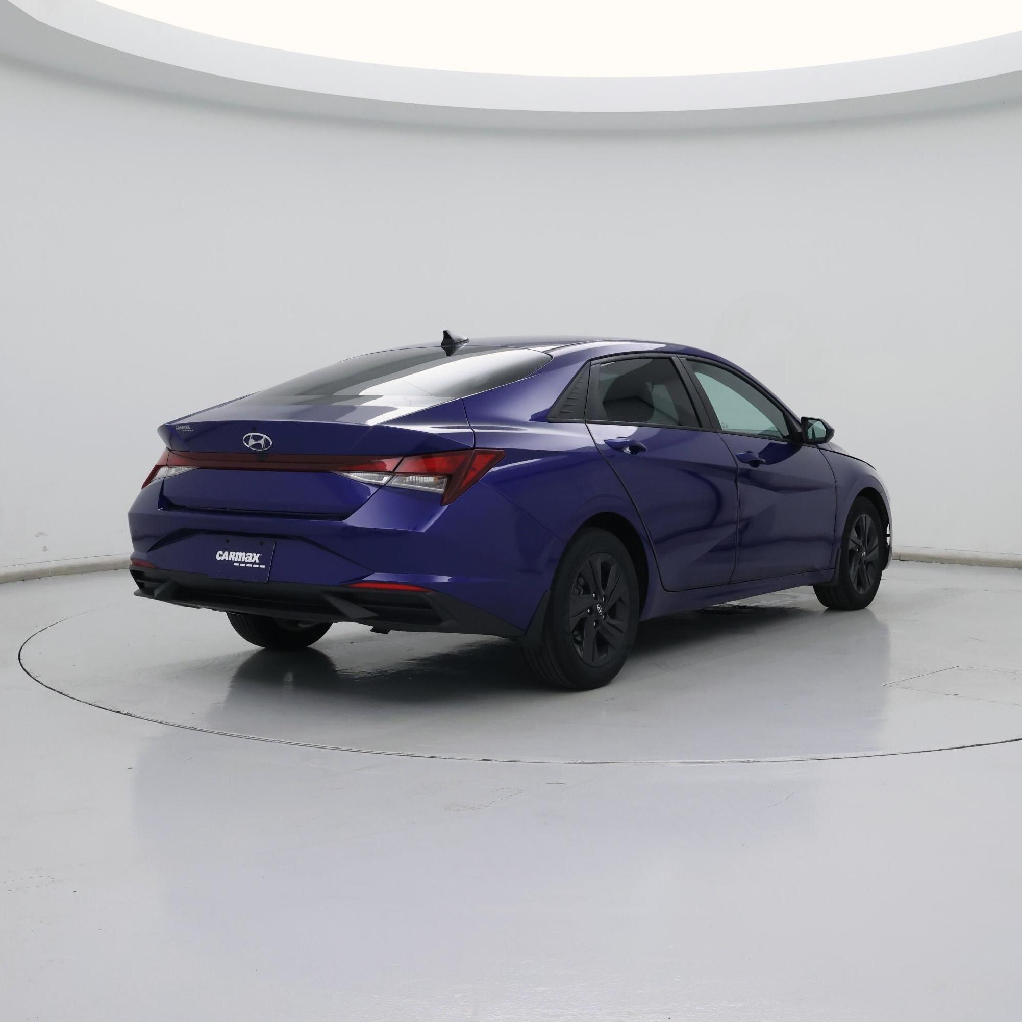 Thumbnail: 2022 Hyundai Elantra - 8