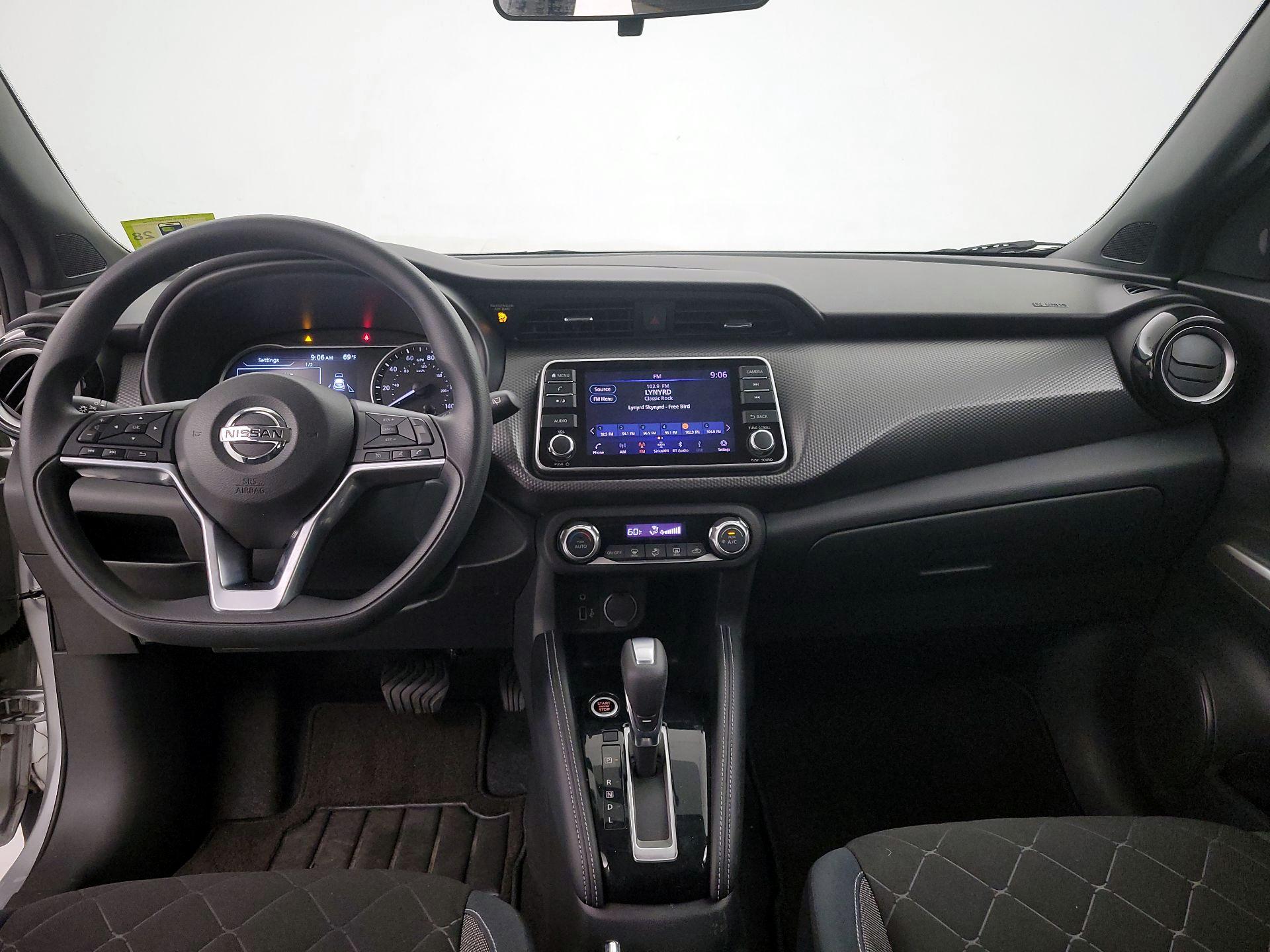 Thumbnail: 2018 Nissan Kicks - 9