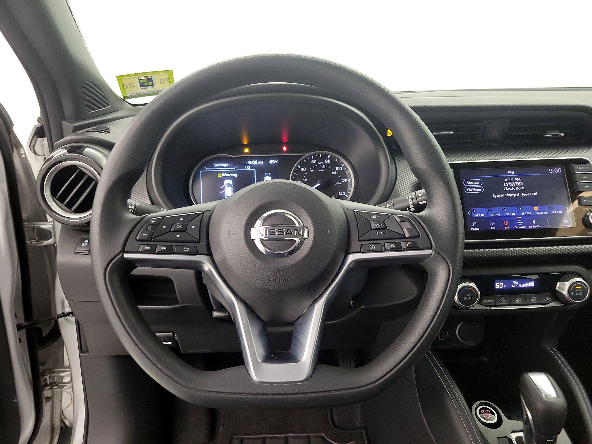Thumbnail: 2018 Nissan Kicks - 10
