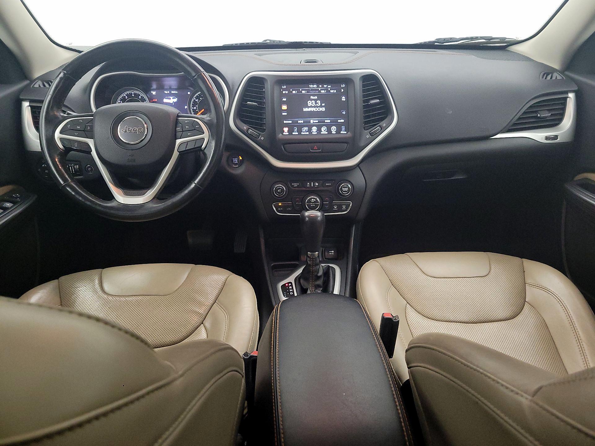 Thumbnail: 2015 Jeep Cherokee - 9