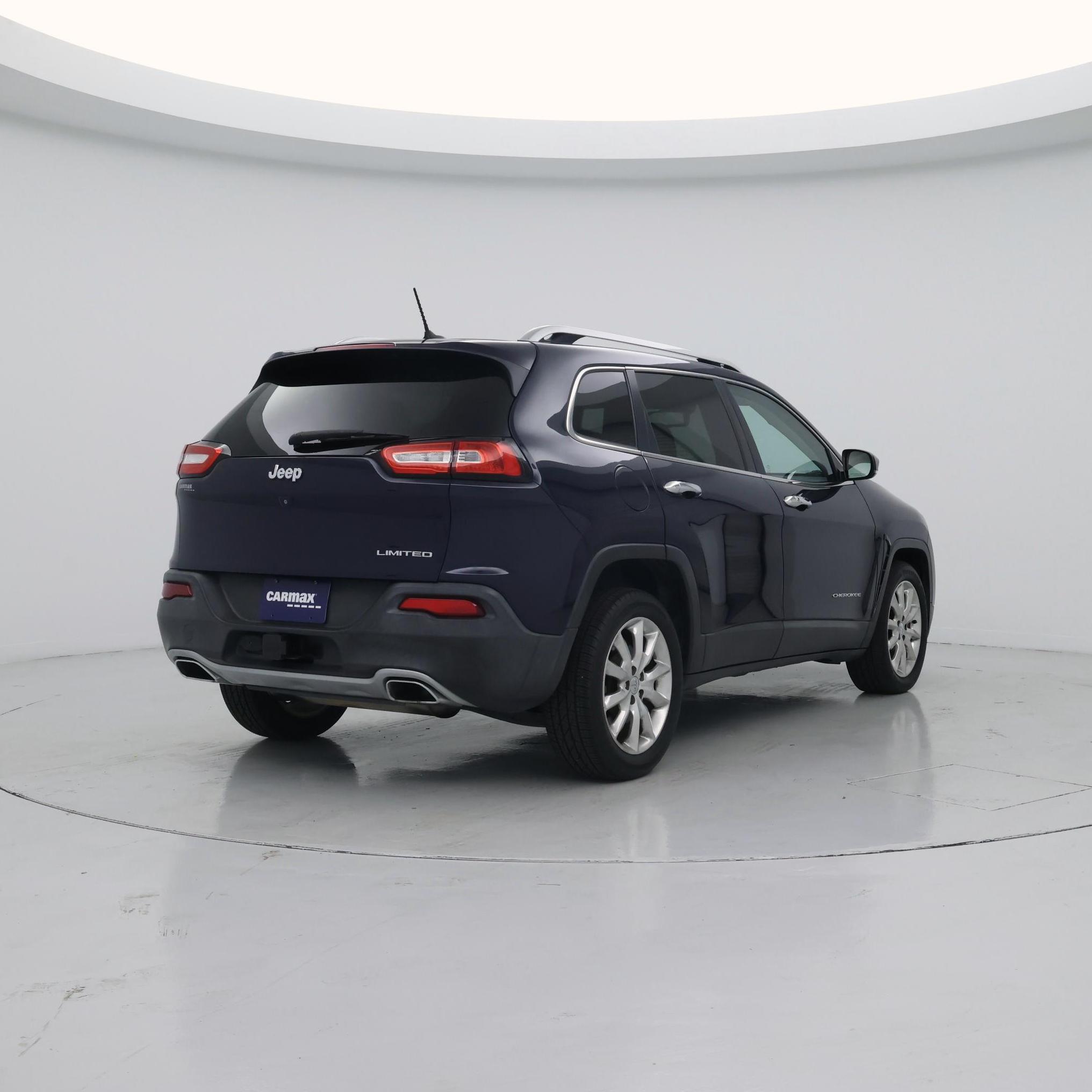 Thumbnail: 2015 Jeep Cherokee - 8