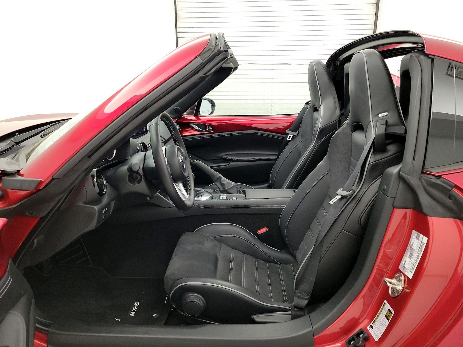 2024 Mazda MX-5 Miata RF Club - Photo 12