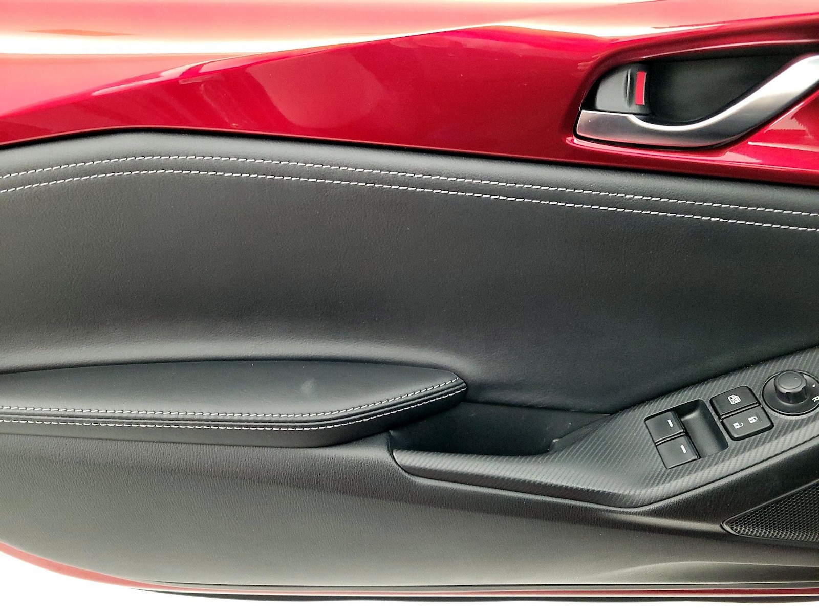 2024 Mazda MX-5 Miata RF Club - Photo 13