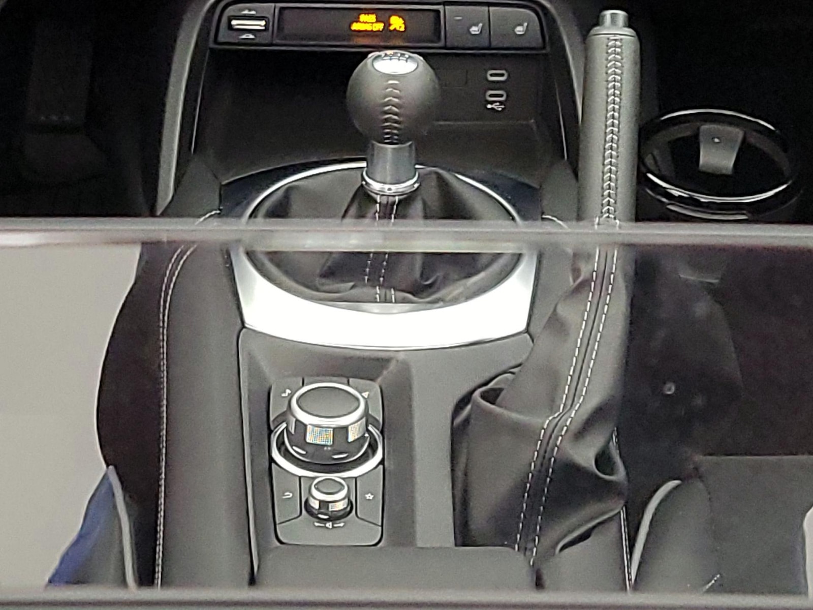 2024 Mazda MX-5 Miata RF Club - Photo 18