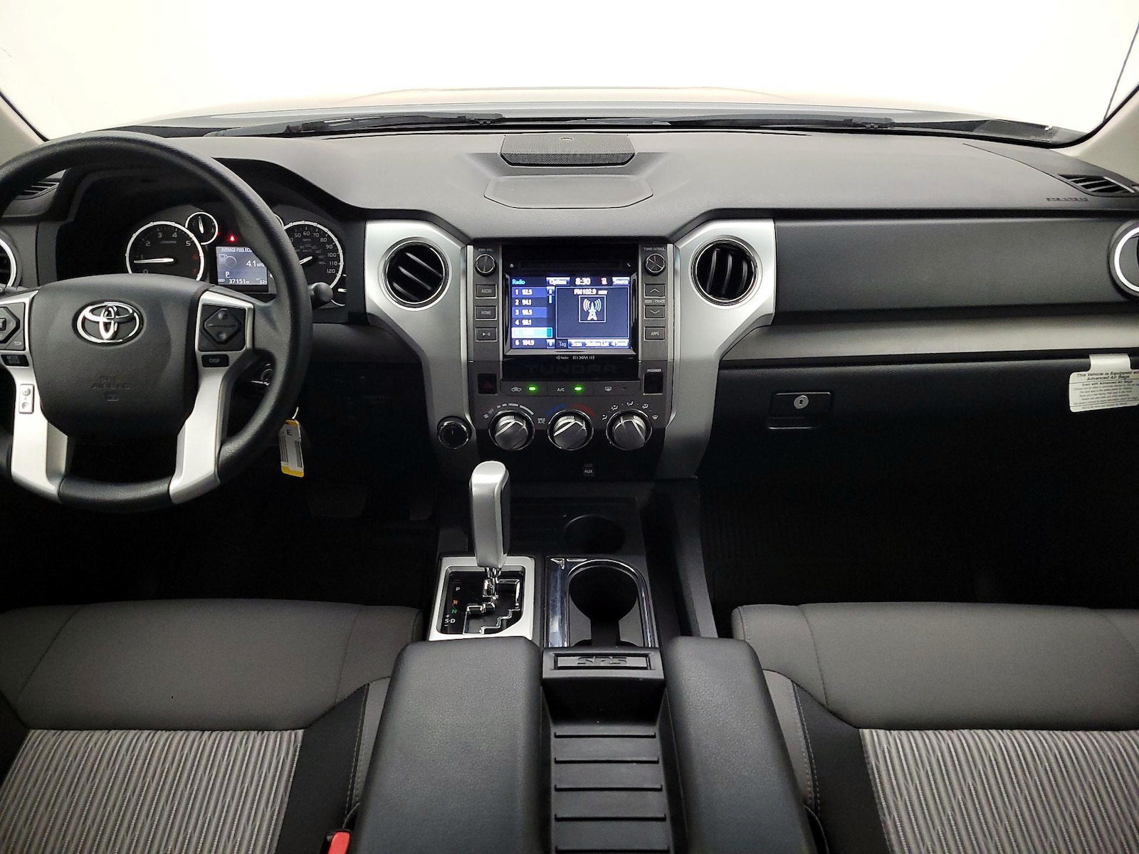 2016 Toyota Tundra SR5 - Photo 10