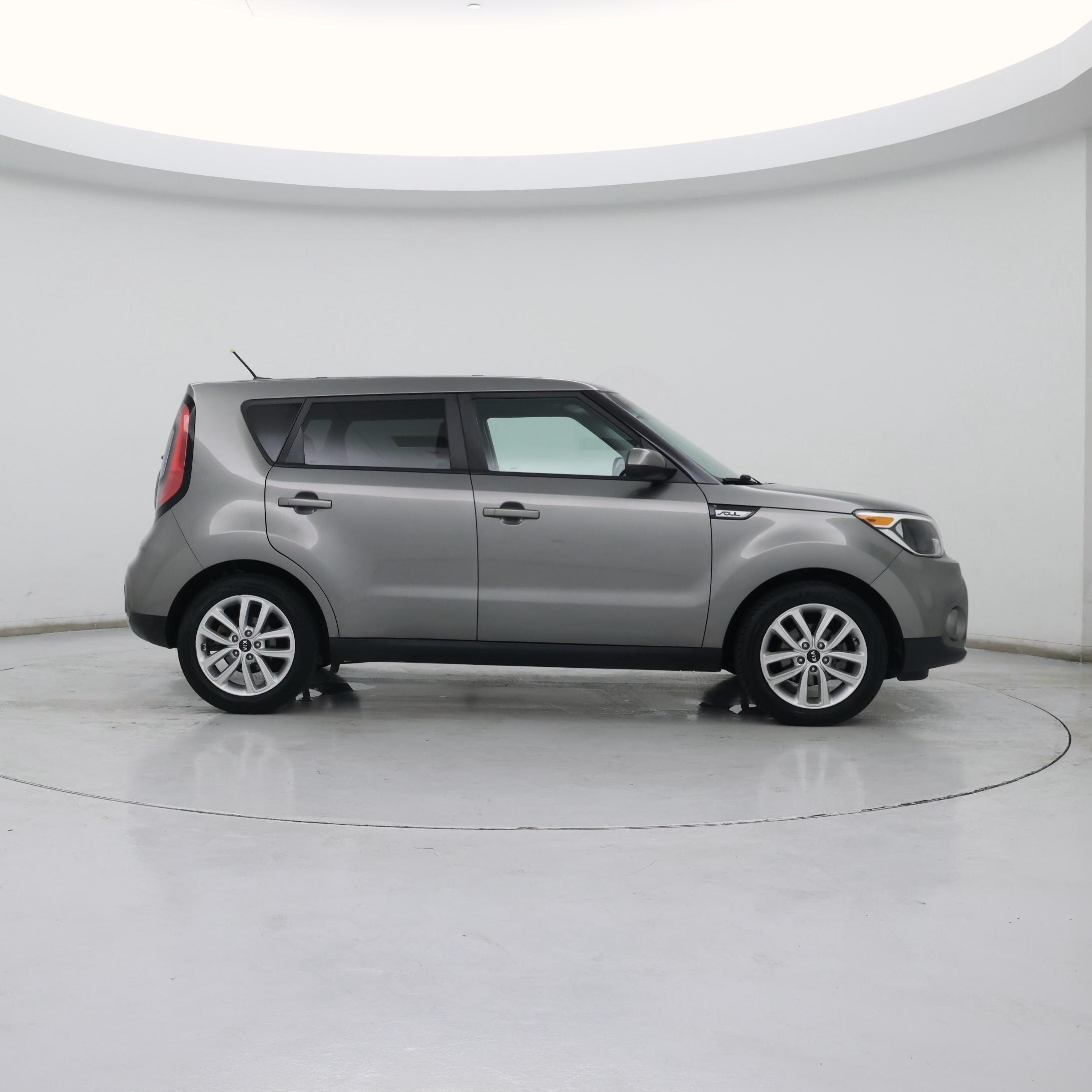 Thumbnail: 2017 Kia Soul - 7