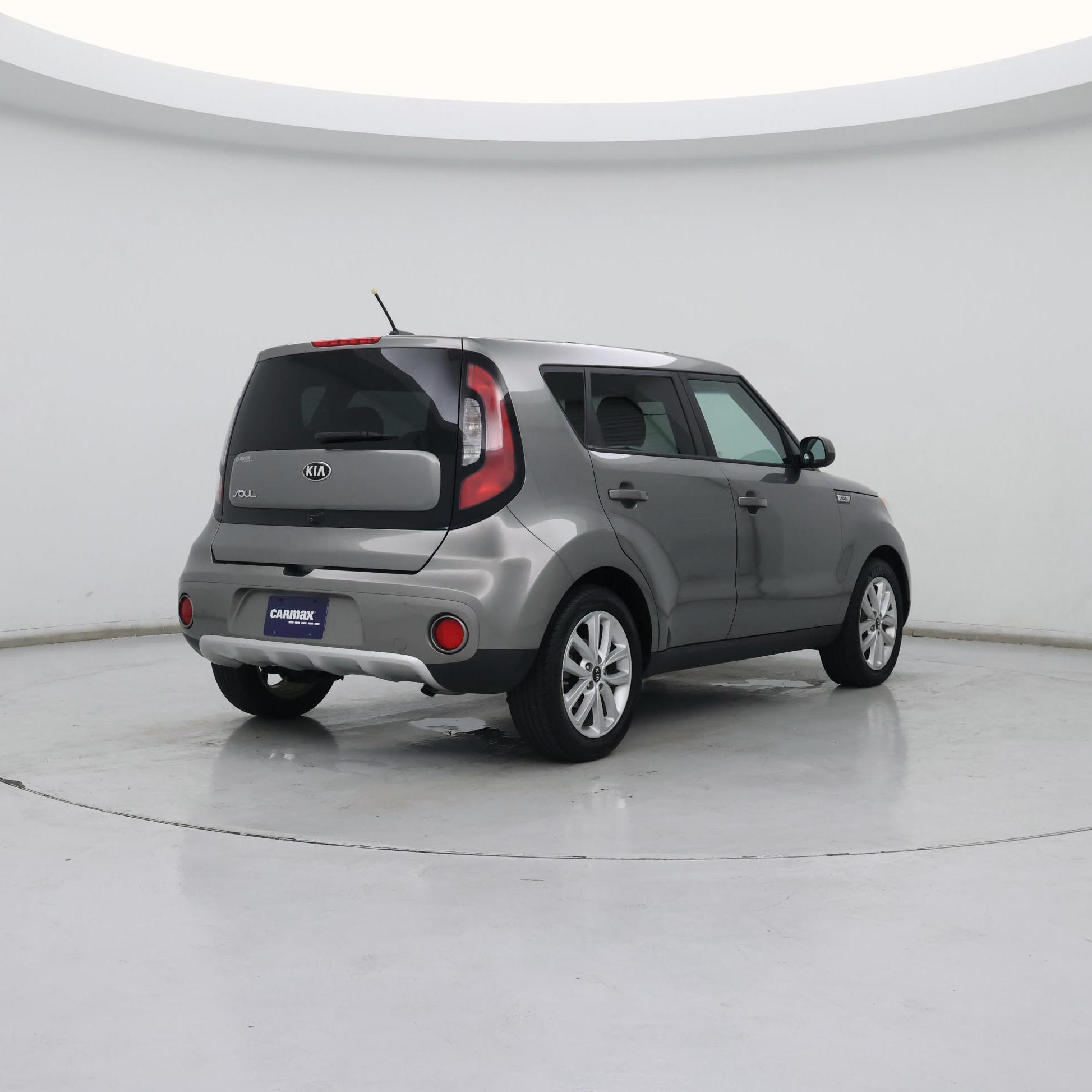 Thumbnail: 2017 Kia Soul - 8