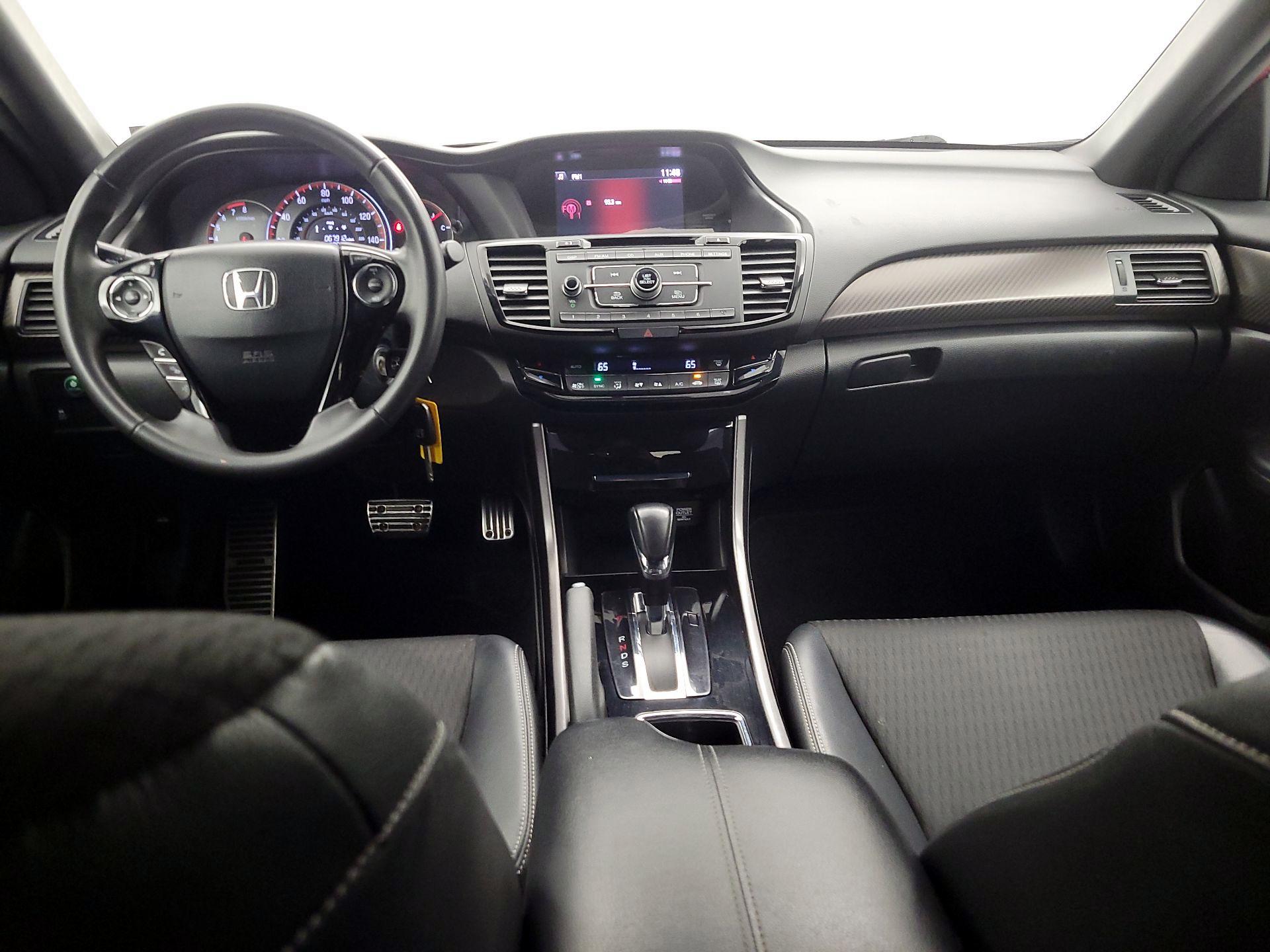 Thumbnail: 2016 Honda Accord - 9