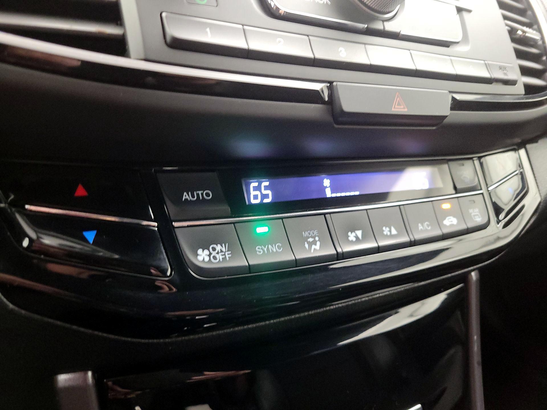 Thumbnail: 2016 Honda Accord - 16