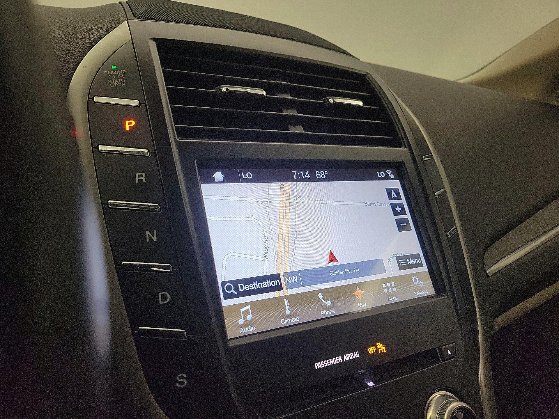 Thumbnail: 2017 Lincoln MKC - 14
