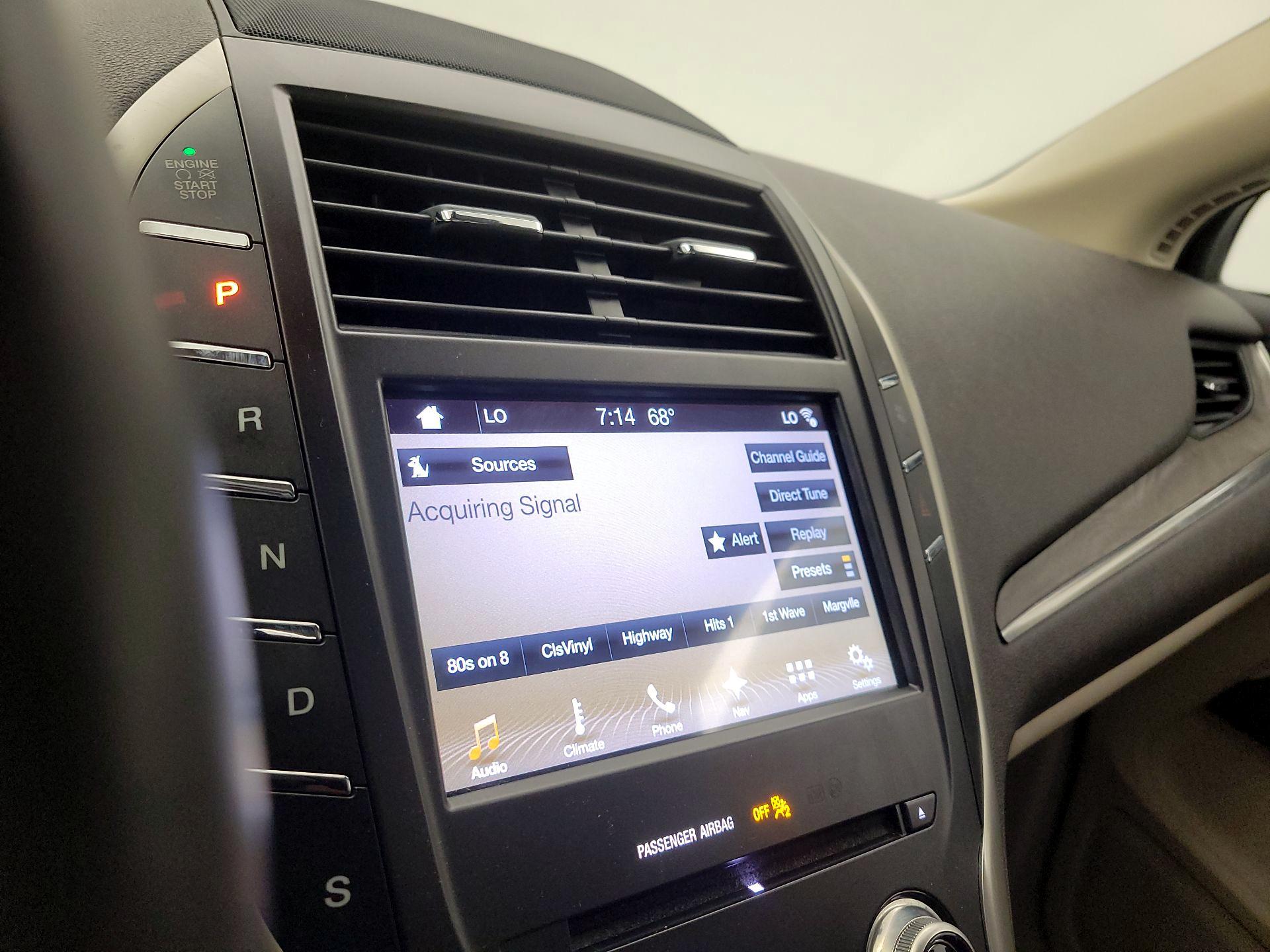Thumbnail: 2017 Lincoln MKC - 16