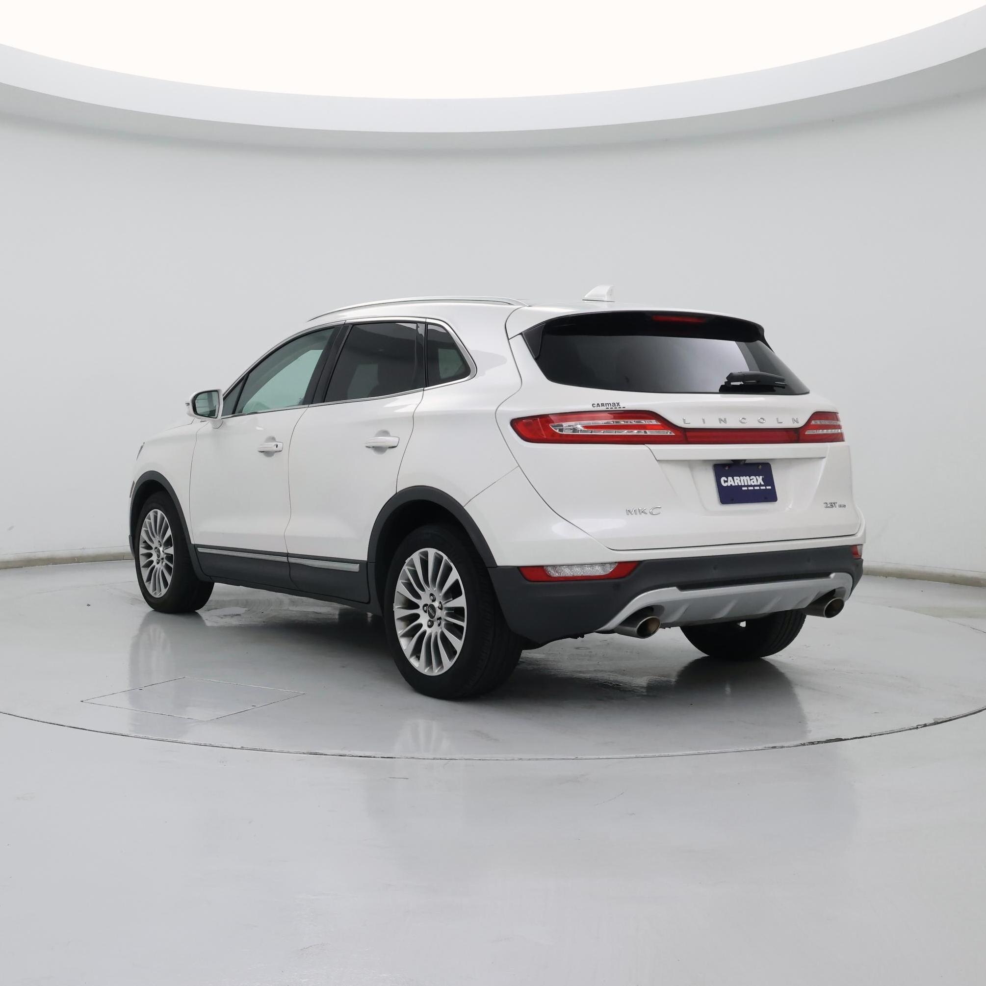 Thumbnail: 2017 Lincoln MKC - 2