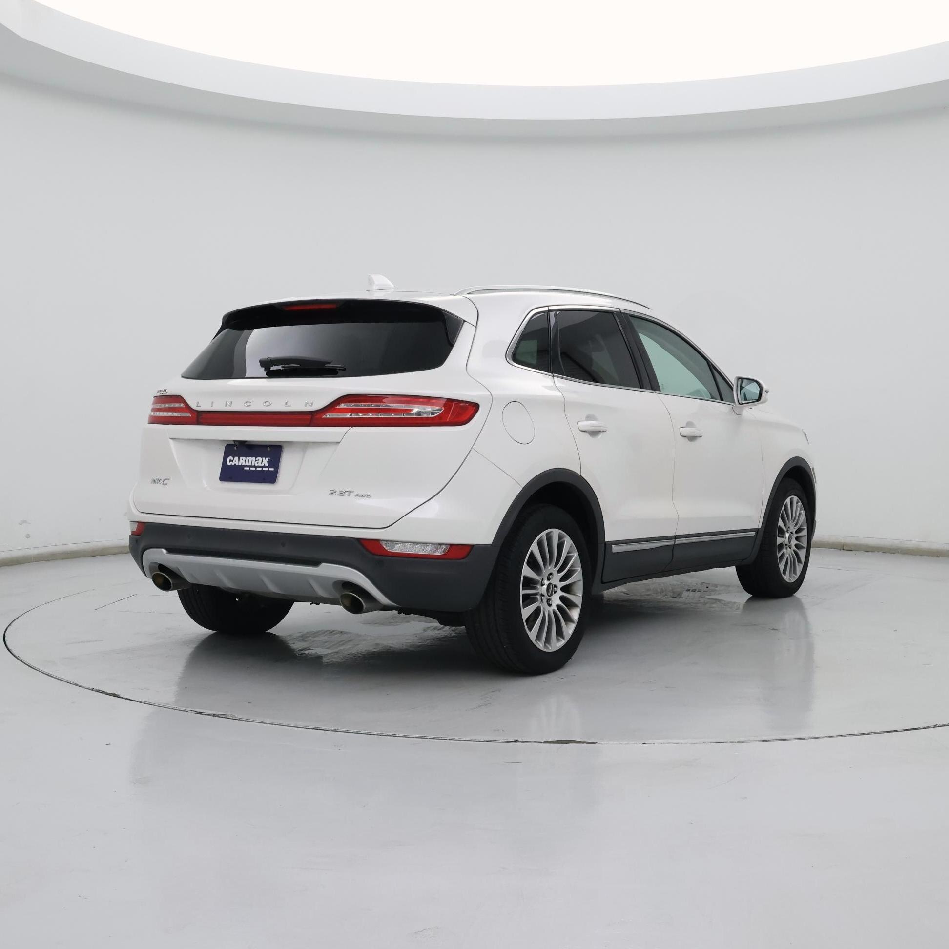 Thumbnail: 2017 Lincoln MKC - 8