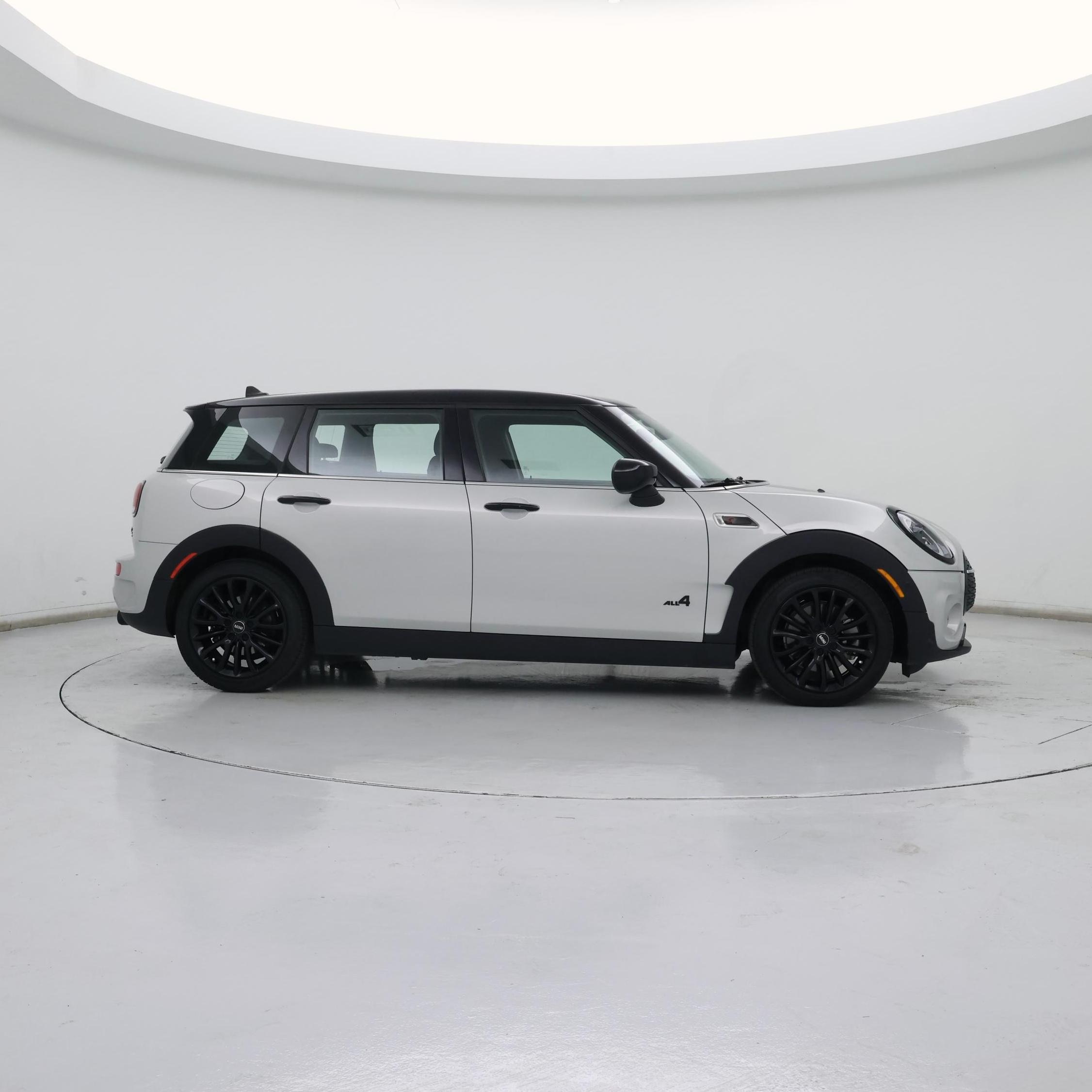 Thumbnail: 2023 MINI Cooper Clubman - 7