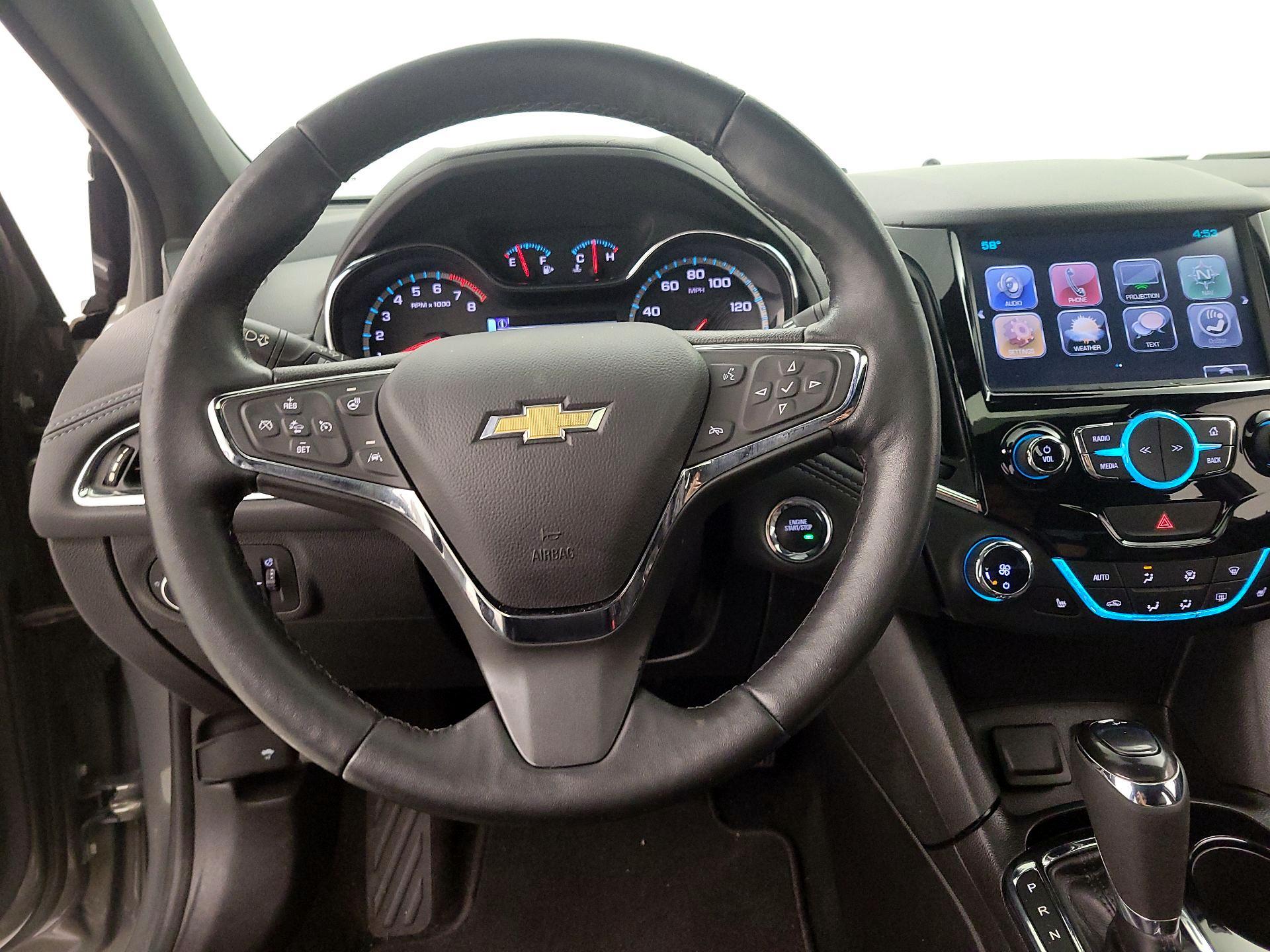Thumbnail: 2017 Chevrolet Cruze - 10
