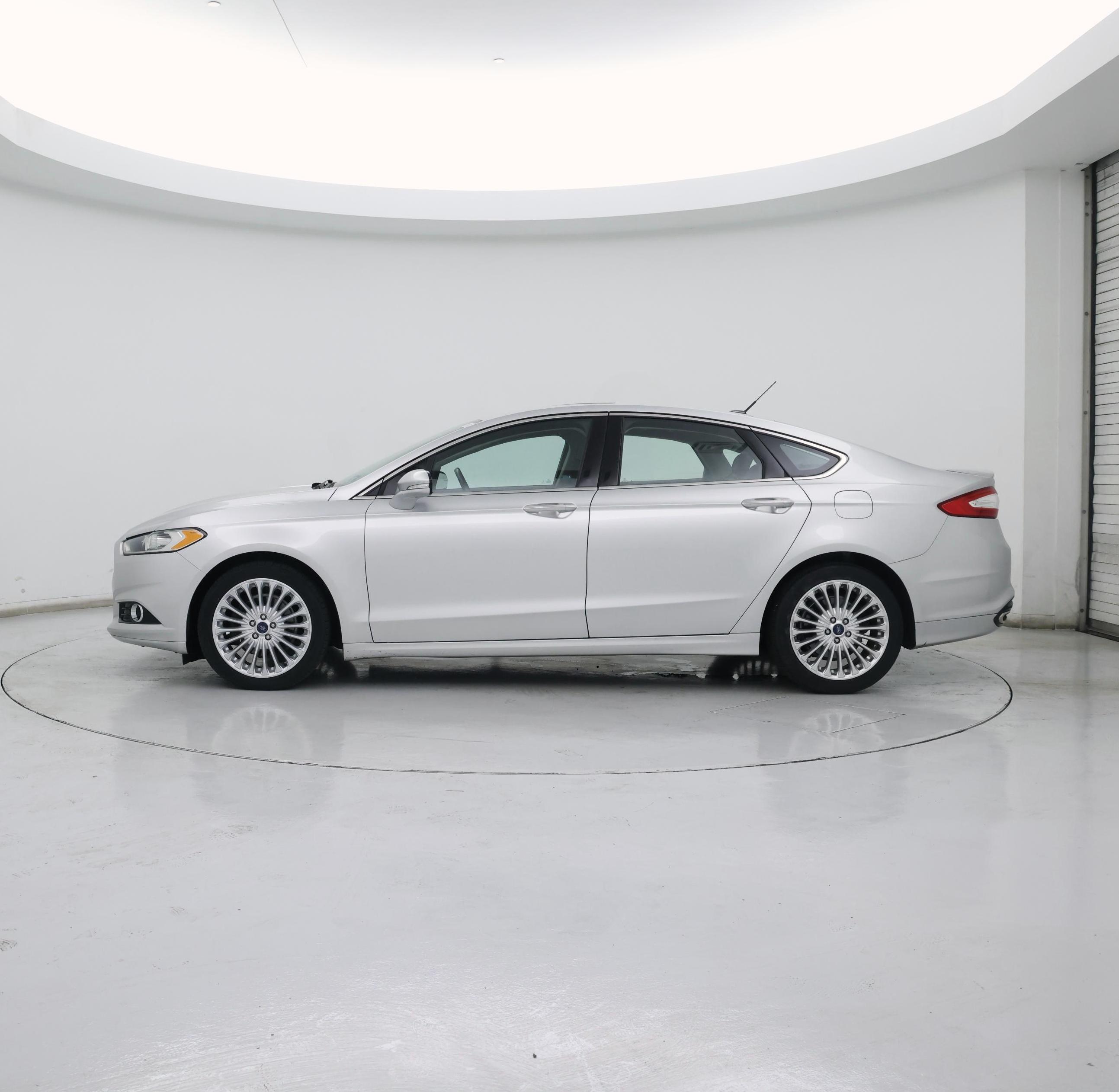 Thumbnail: 2014 Ford Fusion - 3