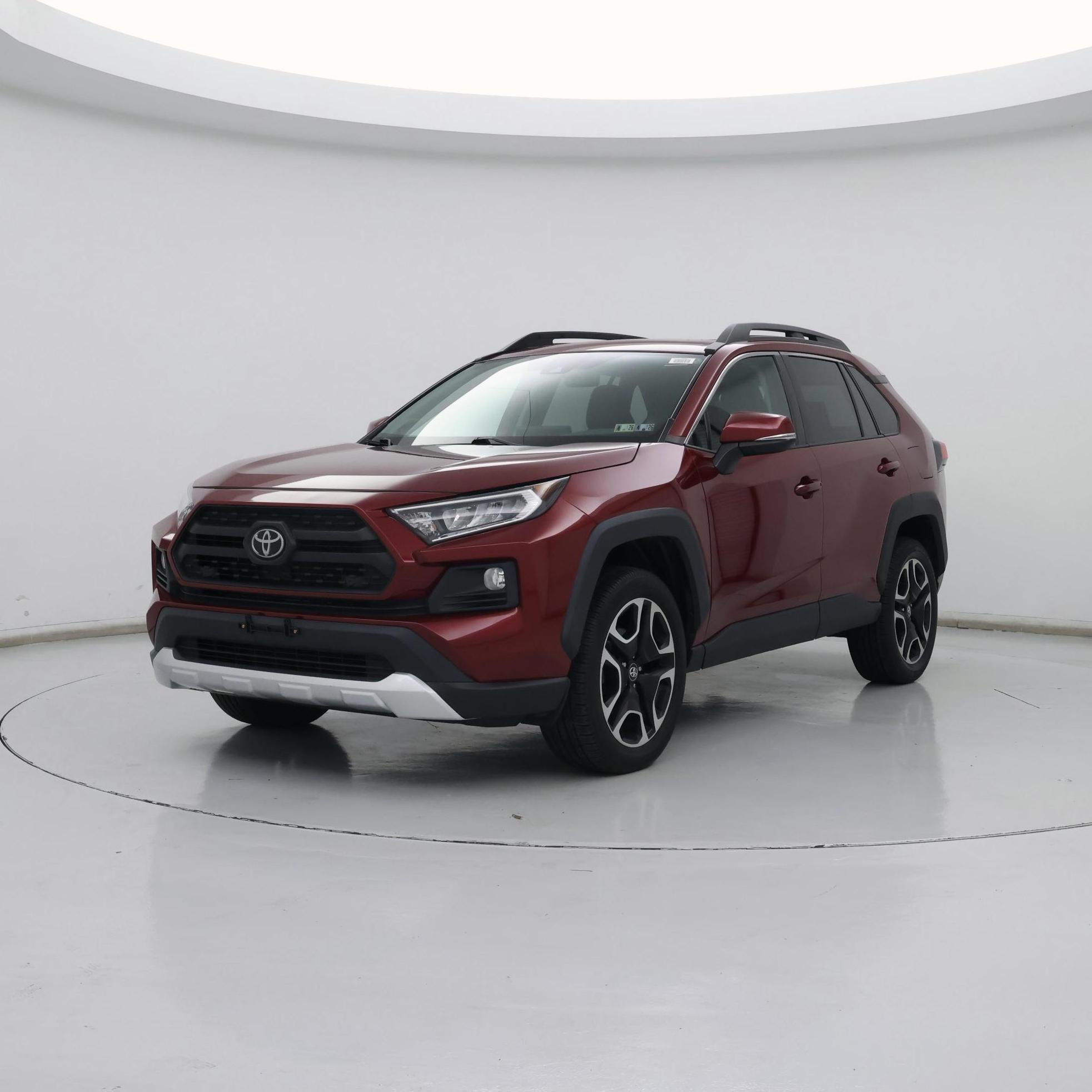 Thumbnail: 2019 Toyota RAV4 - 4