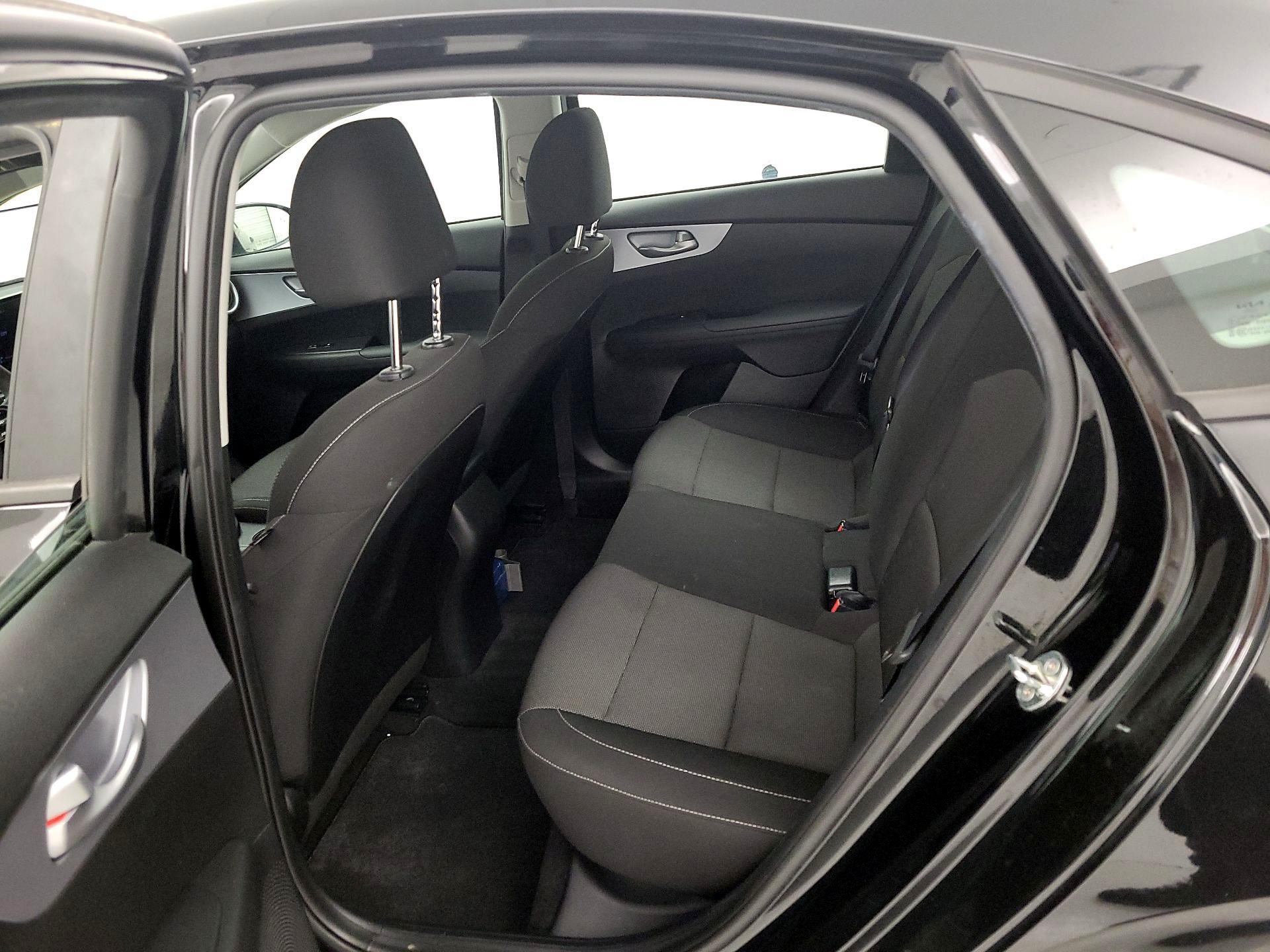 Thumbnail: 2023 Kia Forte - 11