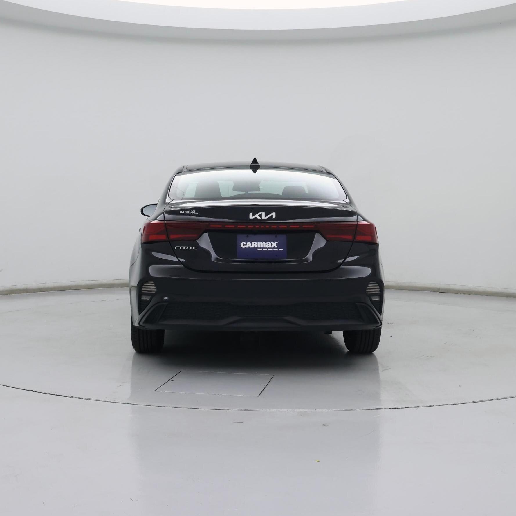 Thumbnail: 2023 Kia Forte - 6