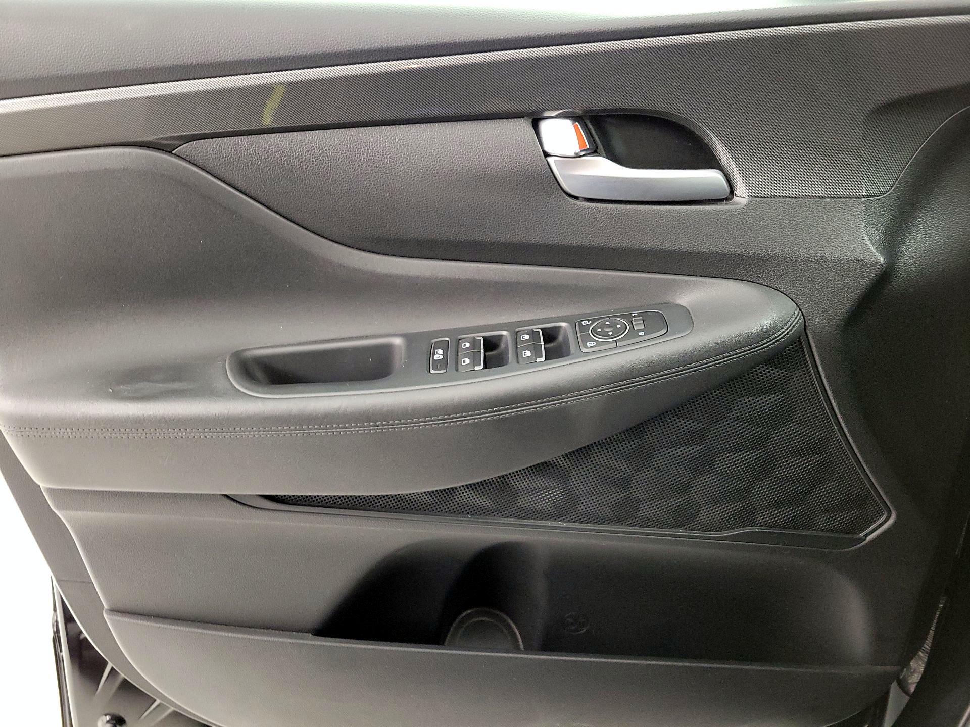 Thumbnail: 2022 Hyundai Santa Fe - 12