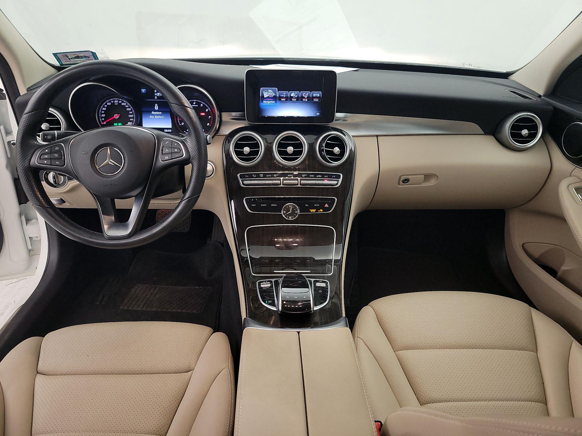 Thumbnail: 2015 Mercedes-Benz C-Class - 9