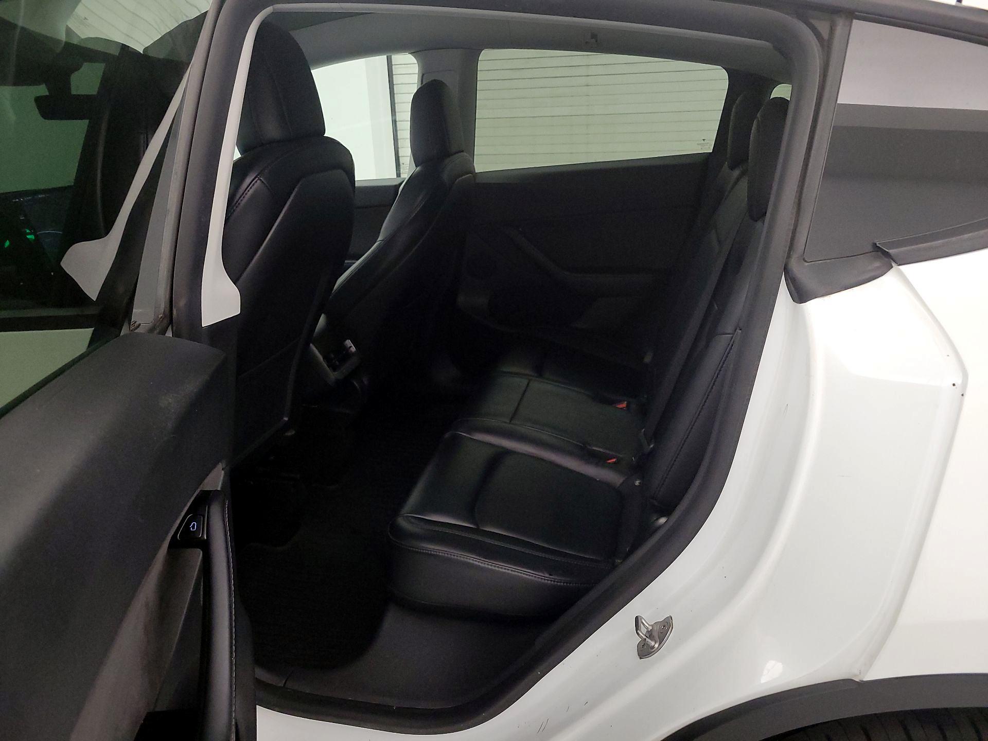 Thumbnail: 2021 Tesla Model Y - 19
