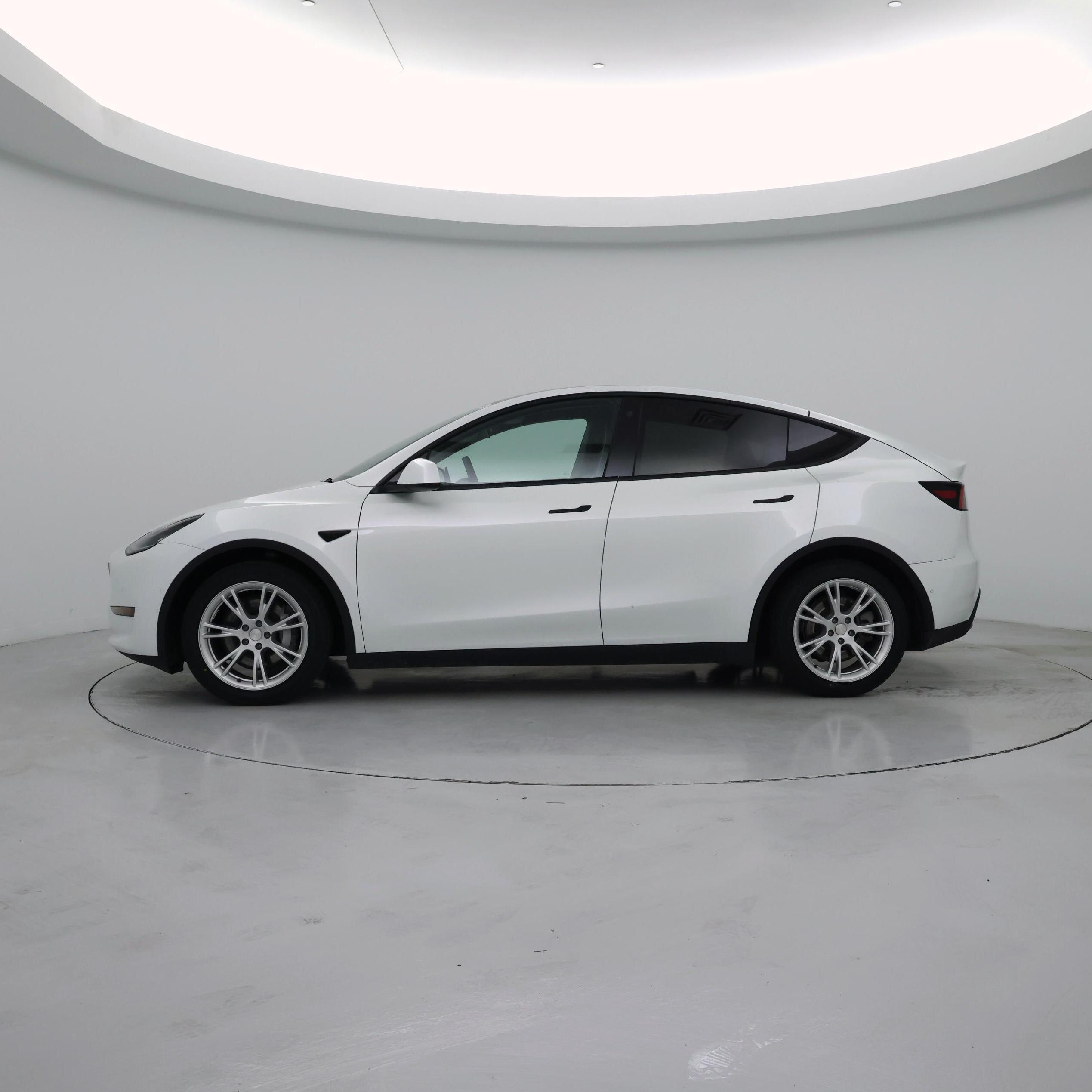 Thumbnail: 2021 Tesla Model Y - 3