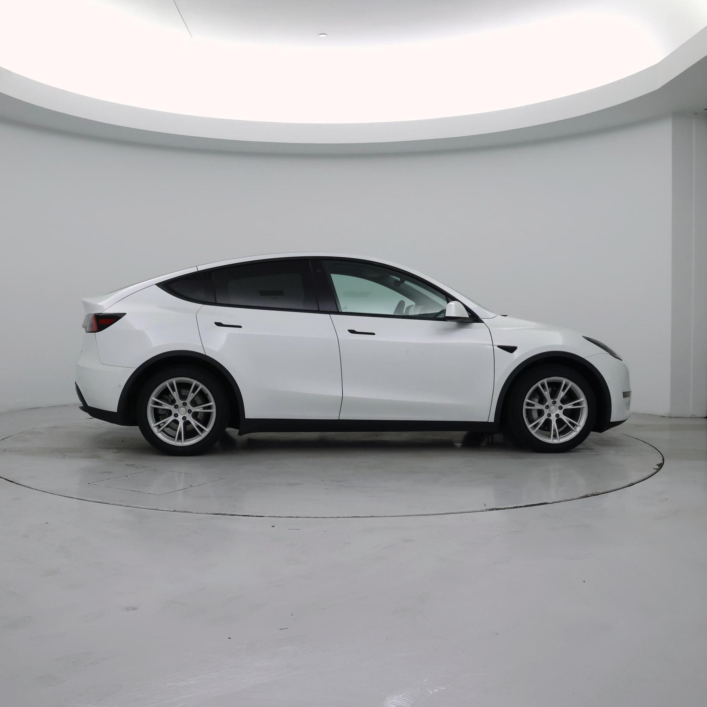 Thumbnail: 2021 Tesla Model Y - 7