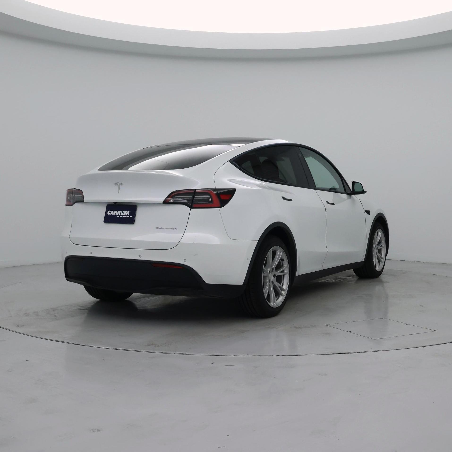 Thumbnail: 2021 Tesla Model Y - 8