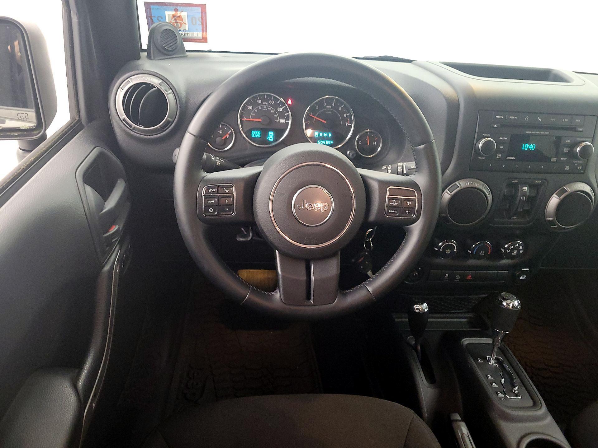 Thumbnail: 2014 Jeep Wrangler - 10