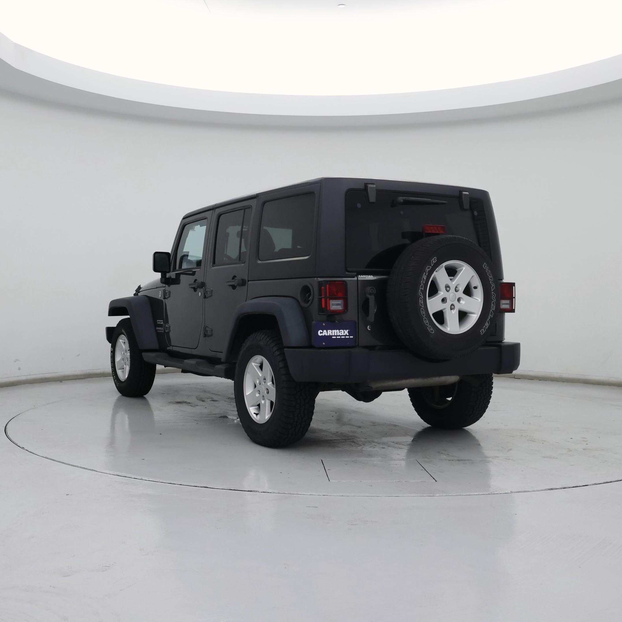 Thumbnail: 2014 Jeep Wrangler - 2