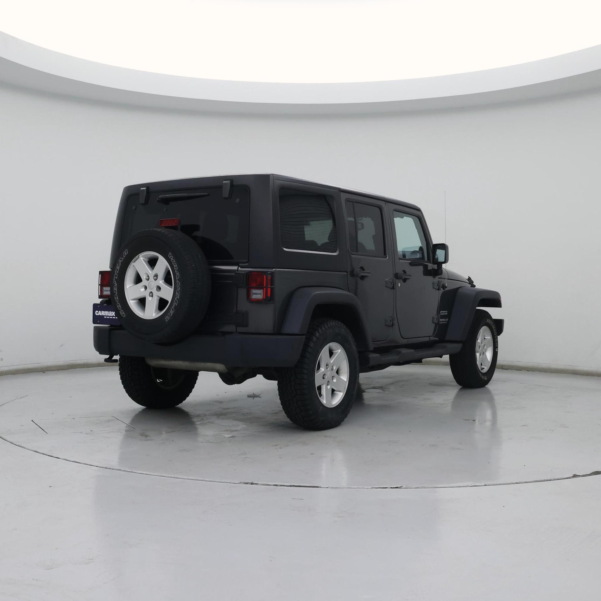 Thumbnail: 2014 Jeep Wrangler - 8