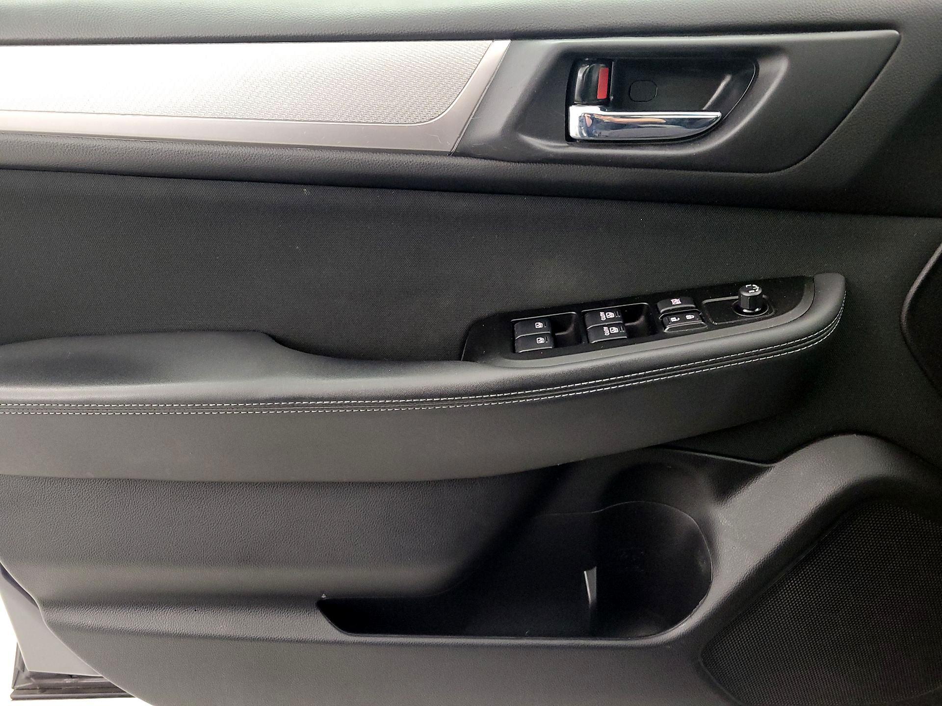 Thumbnail: 2019 Subaru Outback - 12