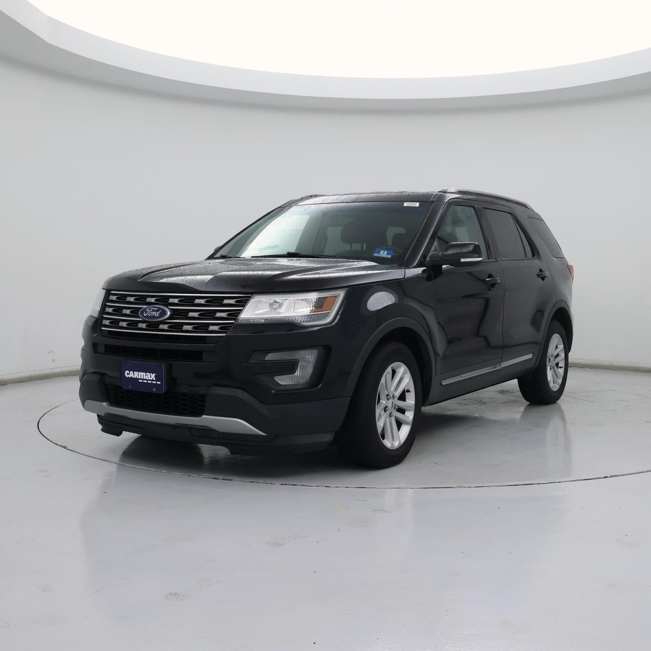 Thumbnail: 2016 Ford Explorer - 4