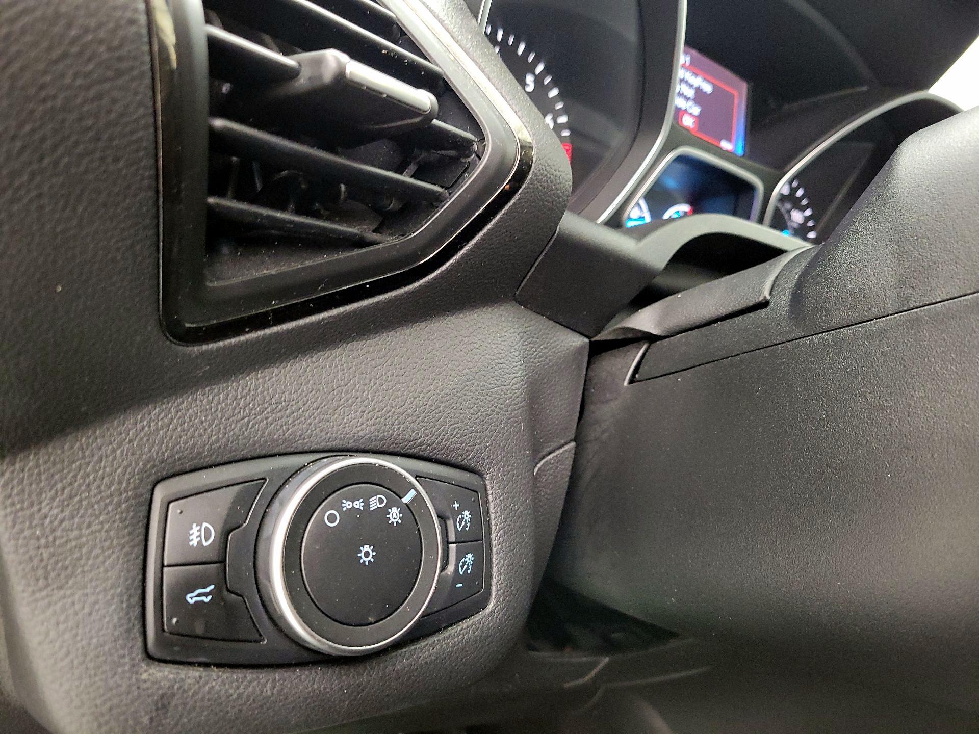 Thumbnail: 2018 Ford Escape - 13