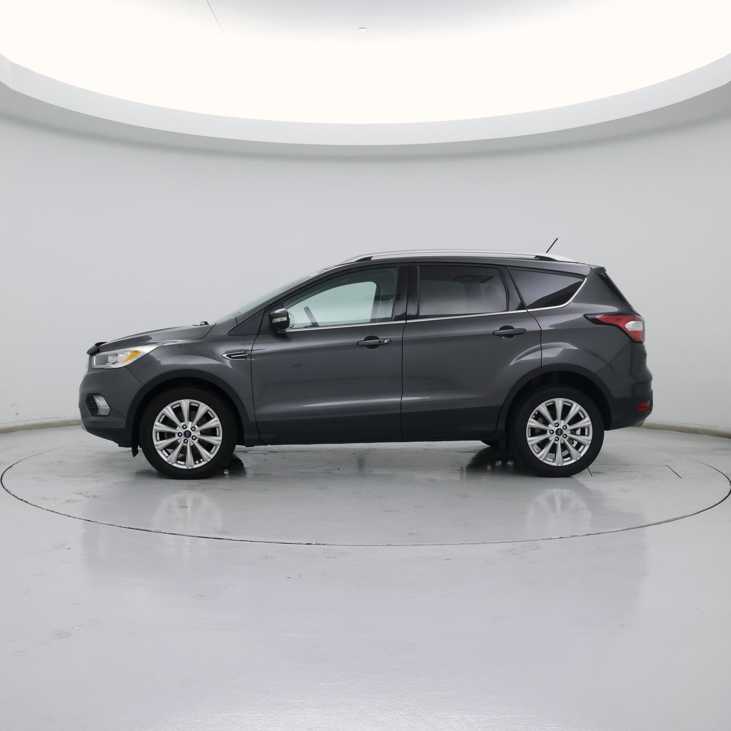 Thumbnail: 2018 Ford Escape - 3