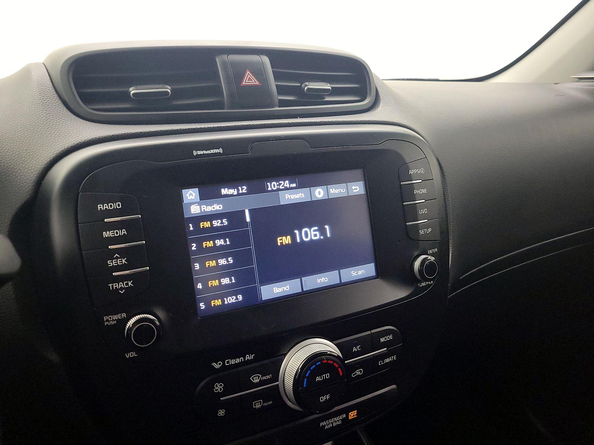 Thumbnail: 2019 Kia Soul - 14