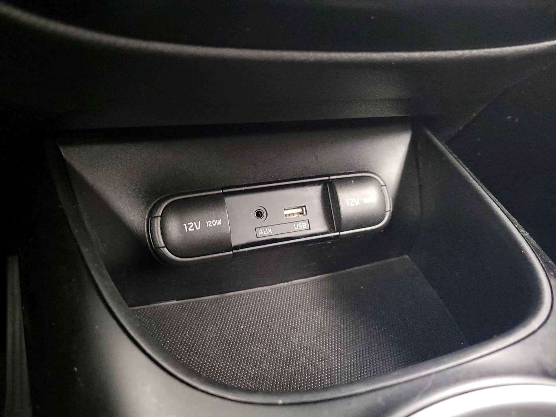 Thumbnail: 2019 Kia Soul - 17