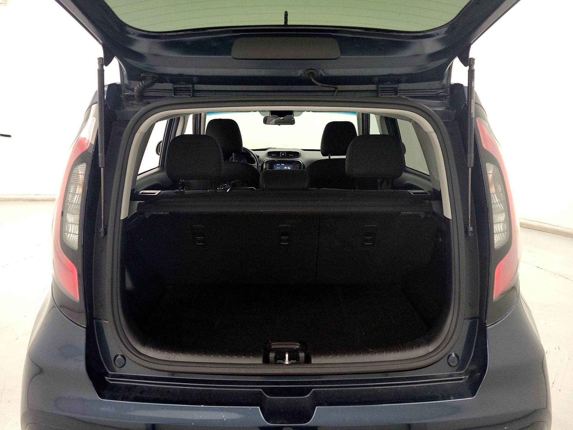 Thumbnail: 2019 Kia Soul - 19