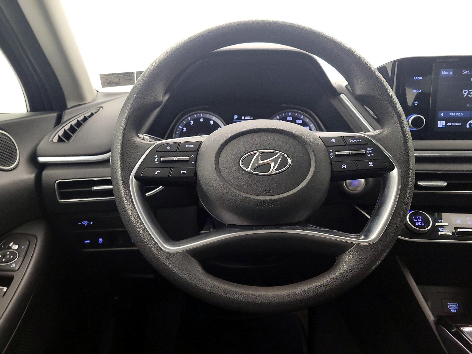 Thumbnail: 2020 Hyundai Sonata - 10