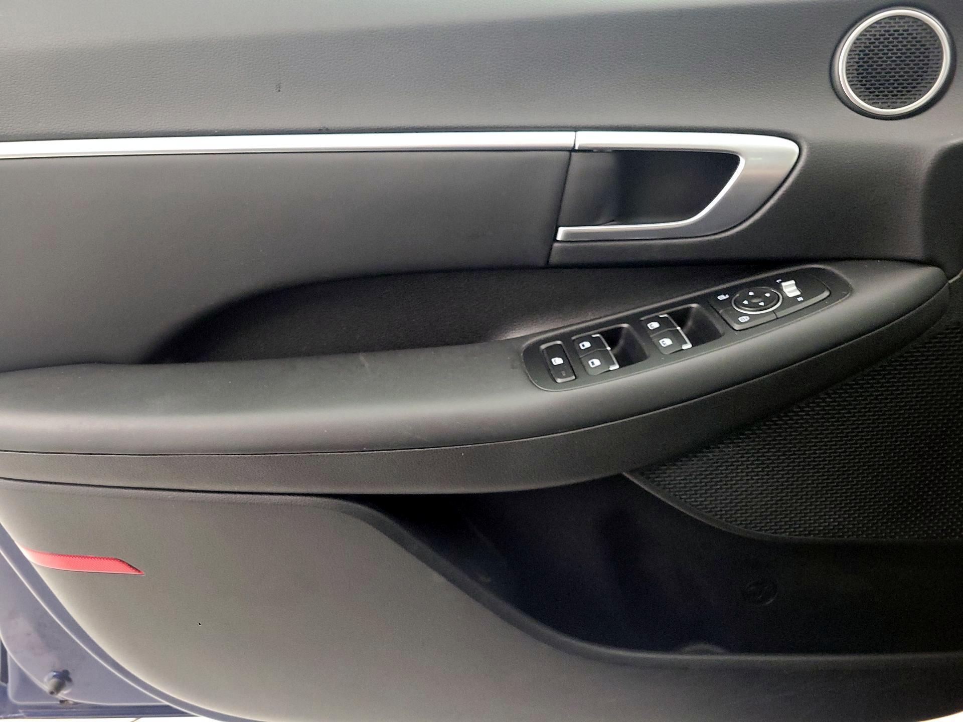 Thumbnail: 2020 Hyundai Sonata - 12