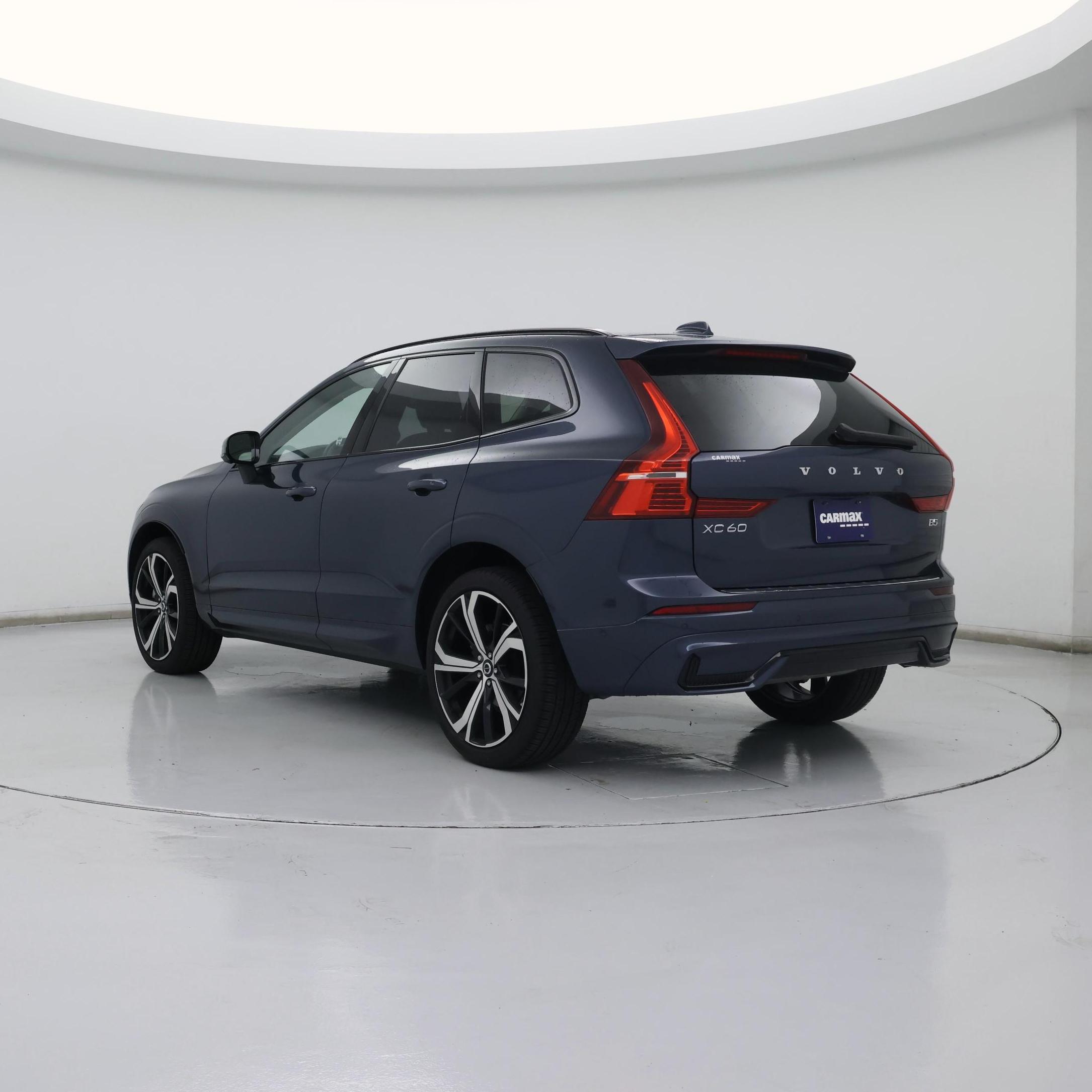 Thumbnail: 2025 Volvo XC60 - 2