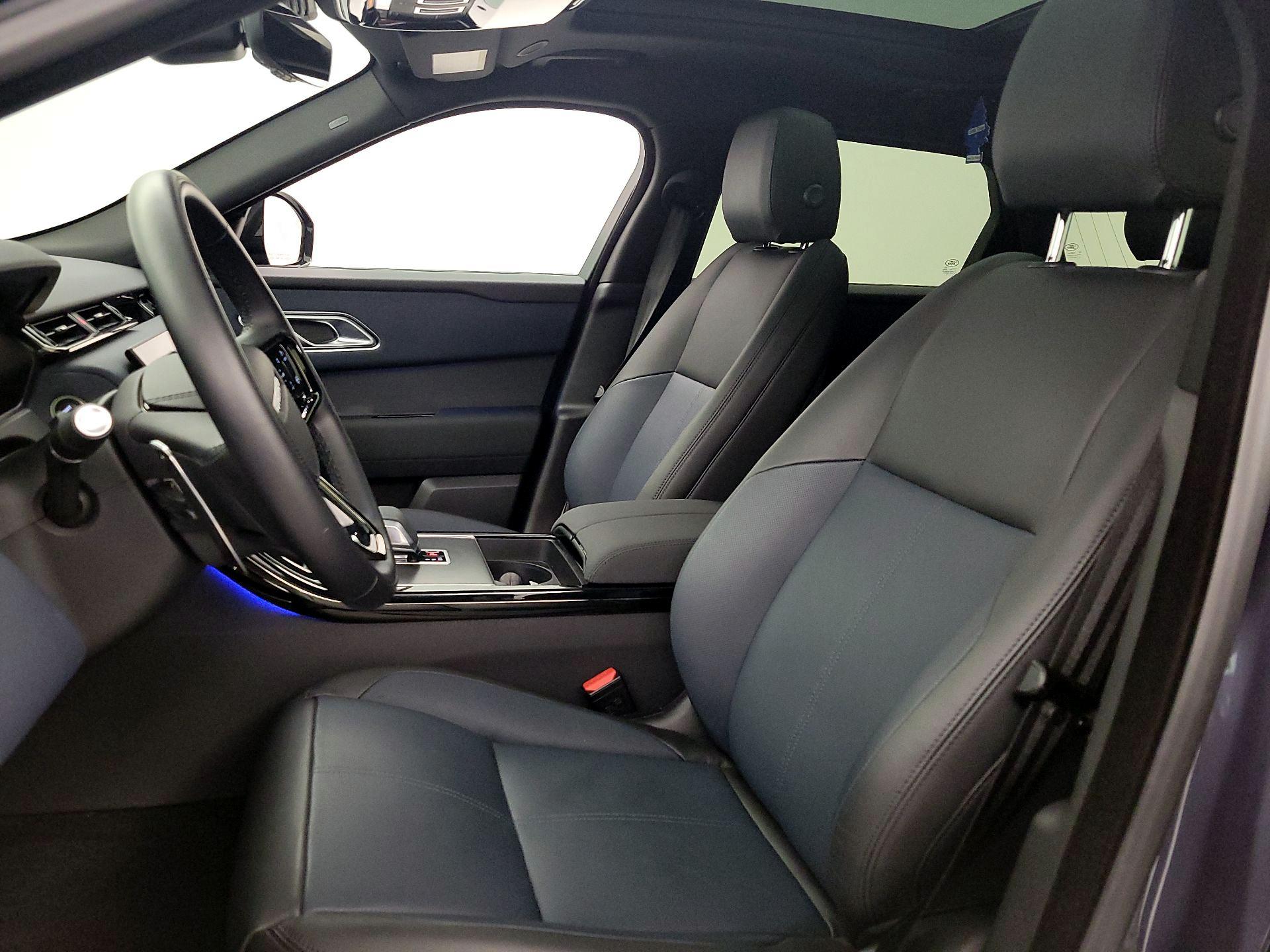 Thumbnail: 2025 Land Rover Range Rover Velar - 11