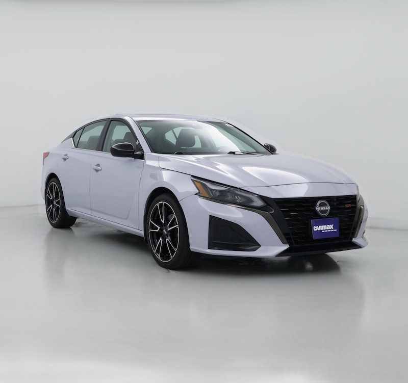 2023 Nissan Altima SR