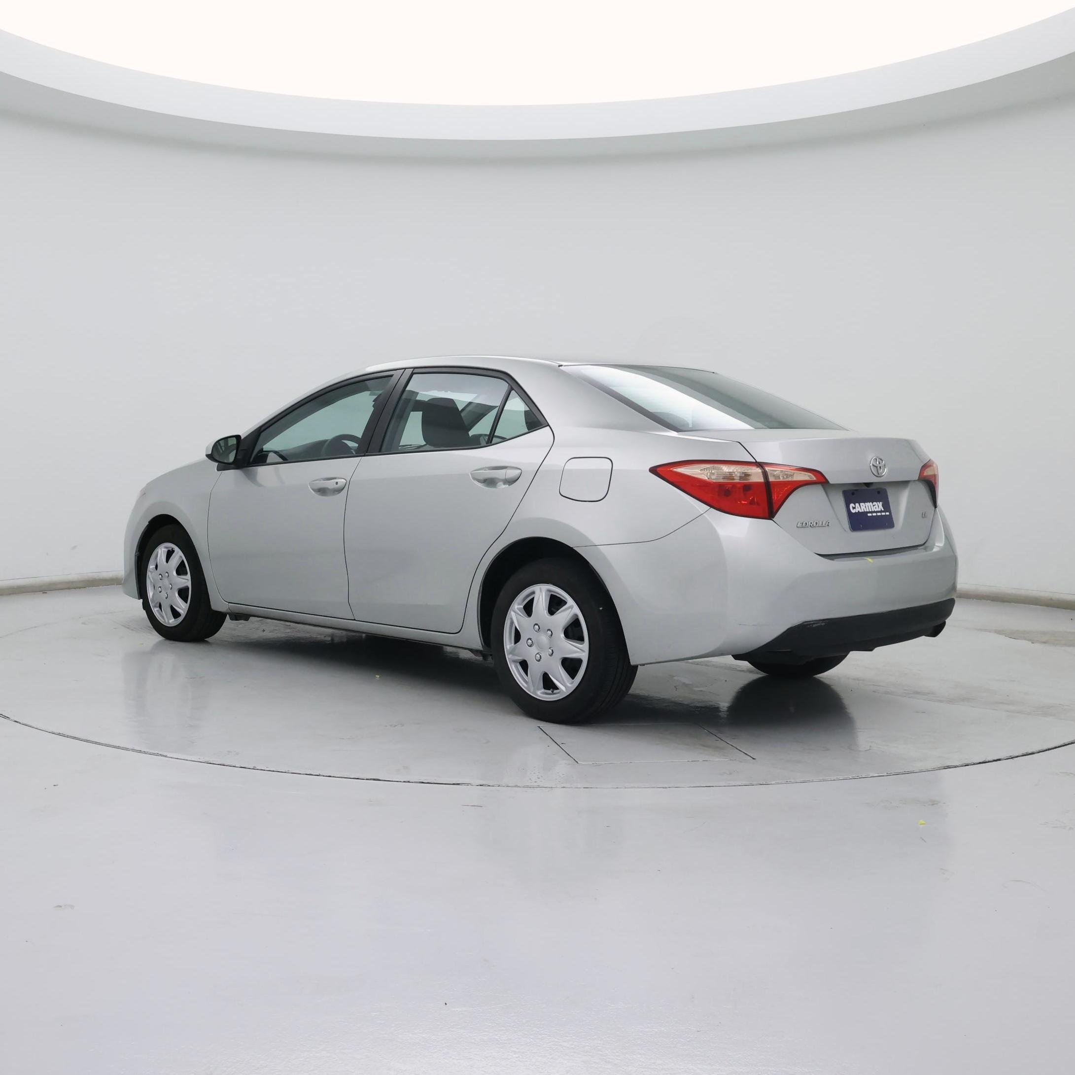 Thumbnail: 2017 Toyota Corolla - 2