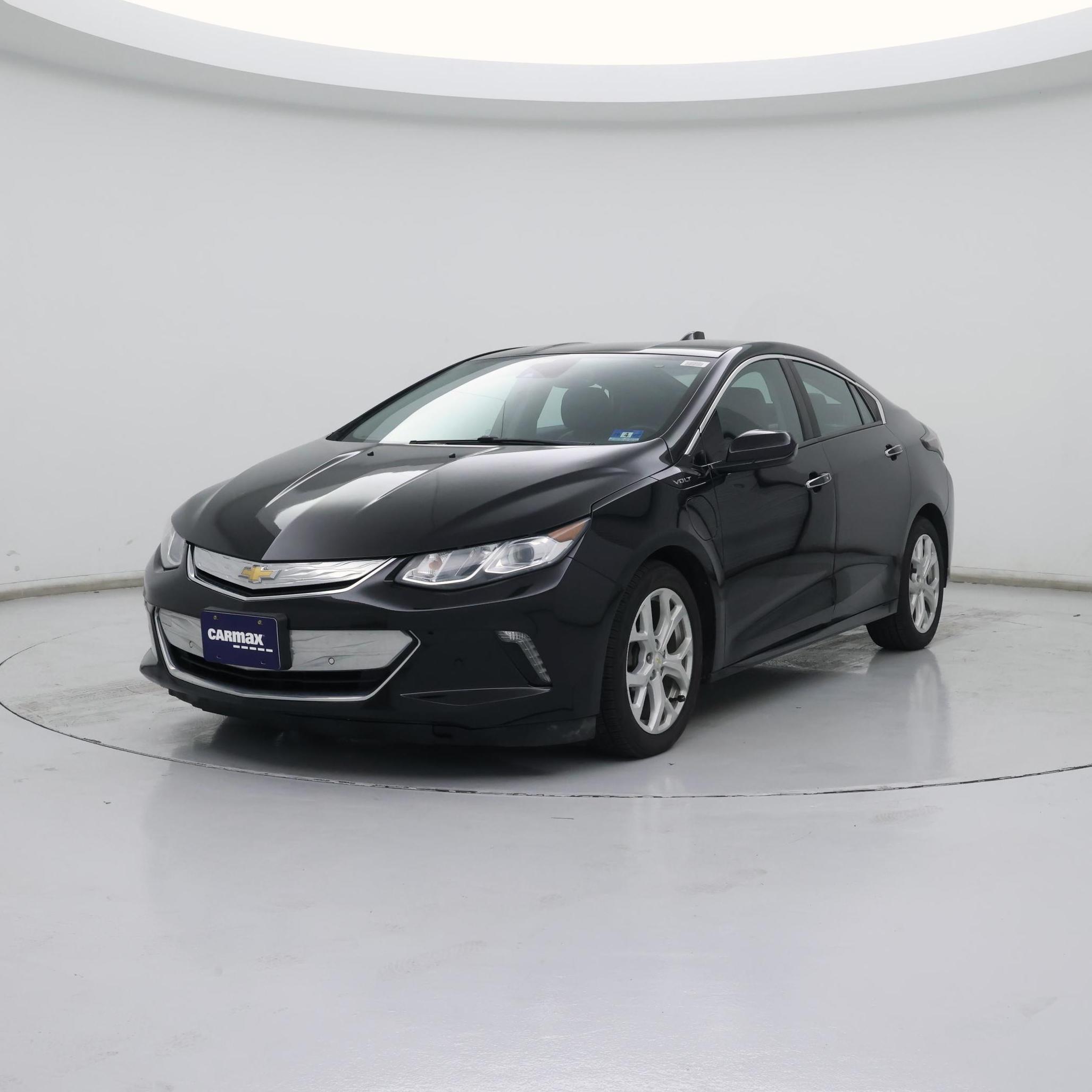 Thumbnail: 2016 Chevrolet Volt - 4