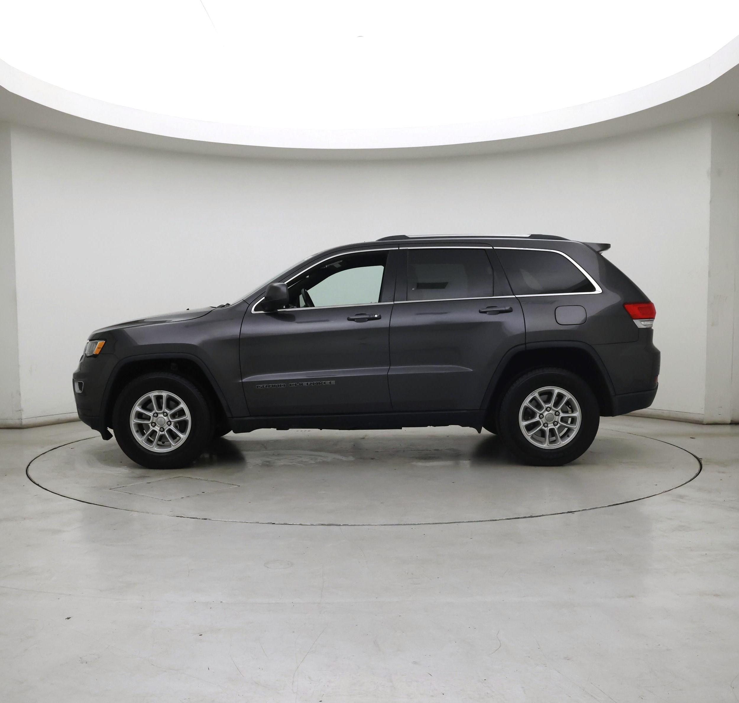 Thumbnail: 2018 Jeep Grand Cherokee - 3